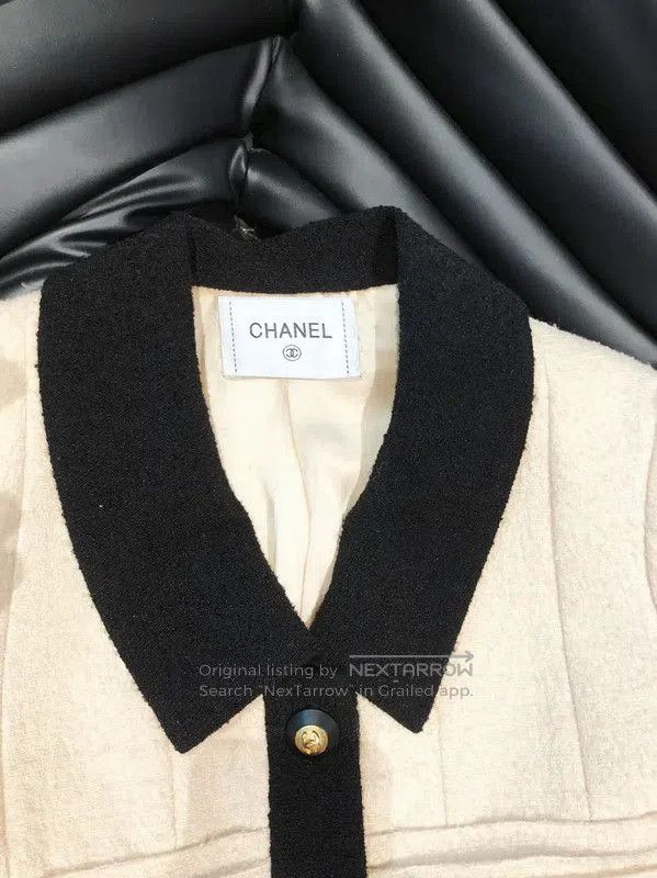 Chanel Chanel Beige Wool Blend Jacket with Black Trim . Size M / US 6-8 / IT 42-44 - 3 Thumbnail