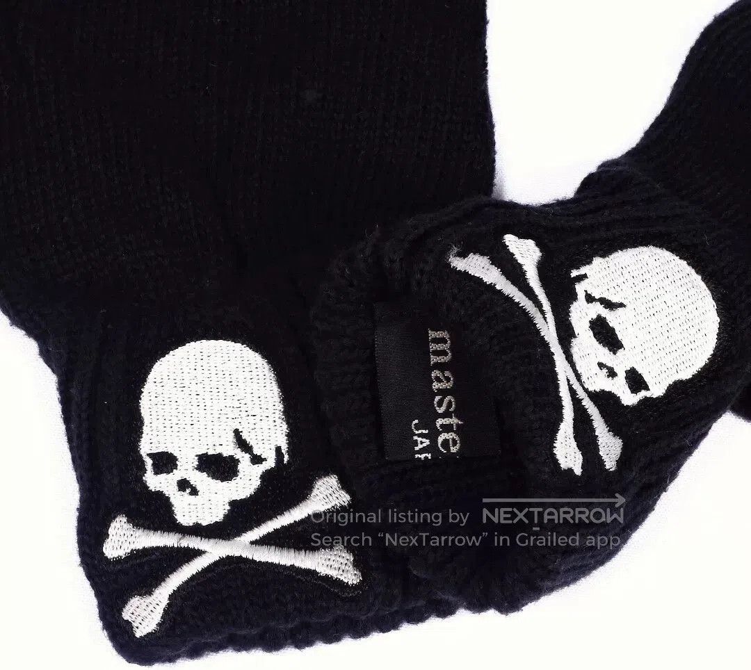 Mastermind Japan mastermind Japan Skull Embroidery Fingerless Gloves. Size ONE SIZE - 4 Thumbnail