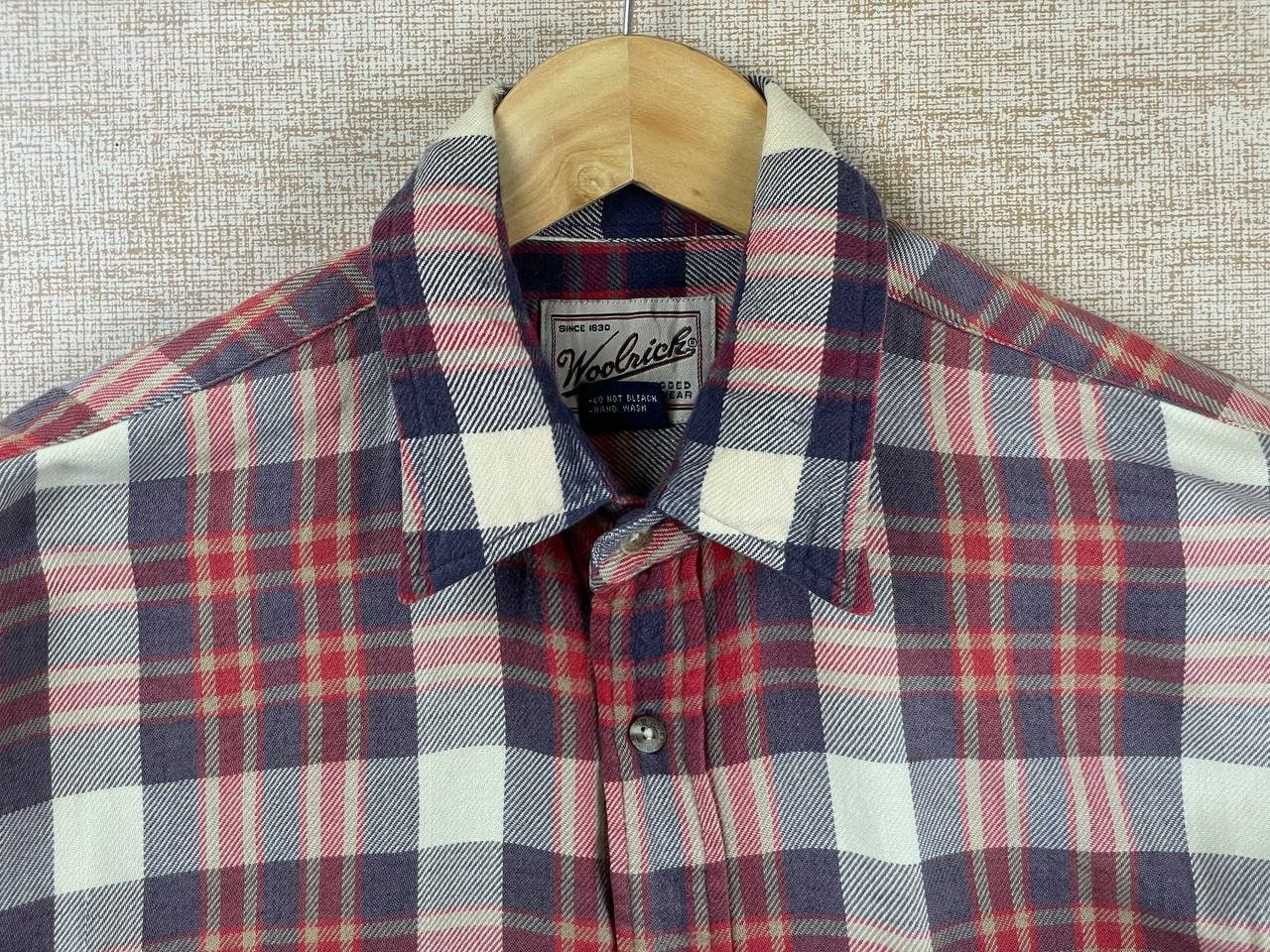 Vintage × Woolrich Woolen Mills Vintage Woolrich Single Pocket Red Plaid Button Ups Shirt Size US L / EU 52-54 / 3 - 11 Thumbnail