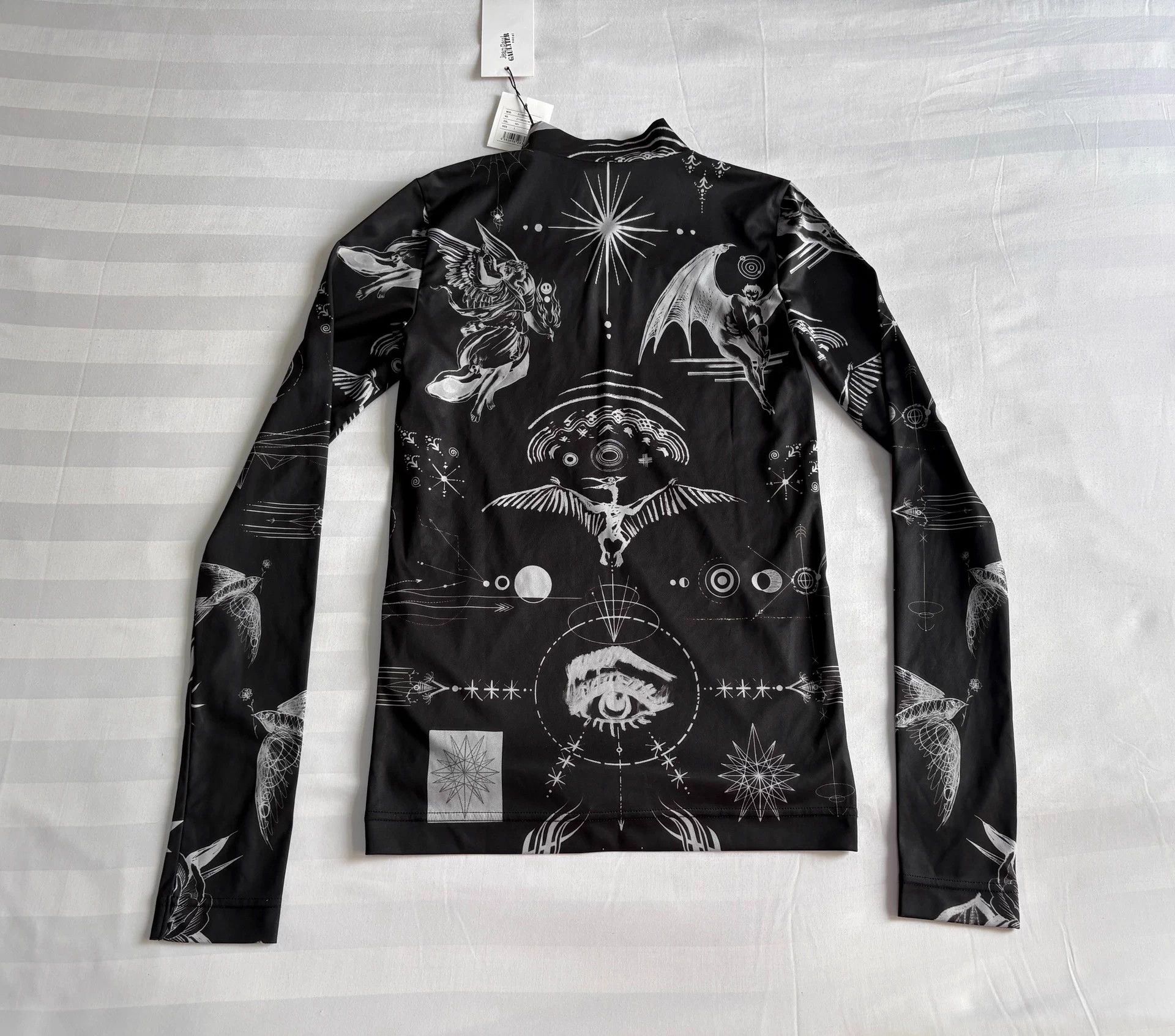 Jean Paul Gaultier Jean Paul Gaultier x Sacai Fitted Tattoo Print Top New SZ1 Size S / US 4 / IT 40 - 2 Thumbnail