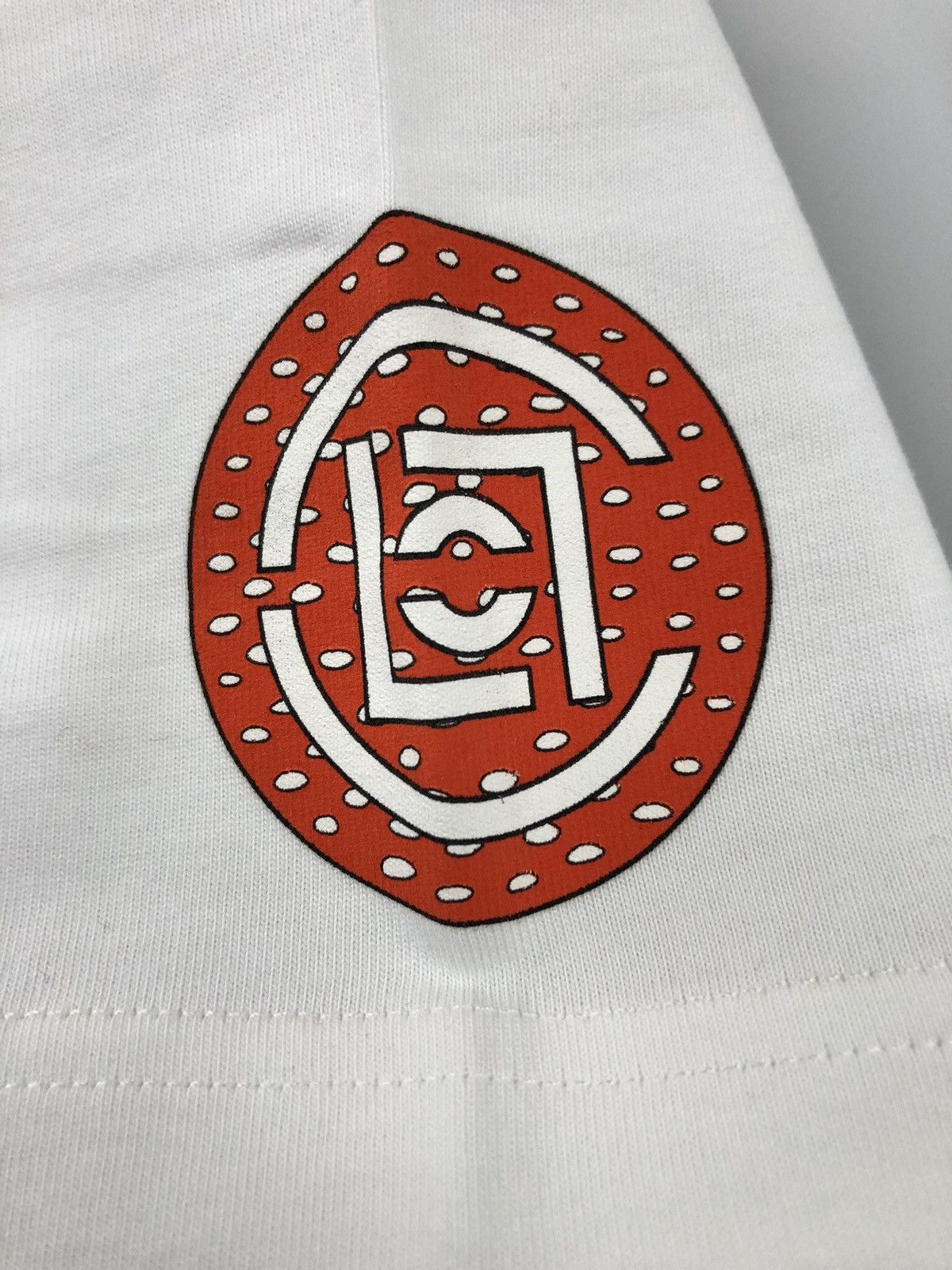 Dover Street Market CLOT x DSM Insignia Fearless Logo White T-Shirt Small Size US S / EU 44-46 / 1 - 4 Thumbnail