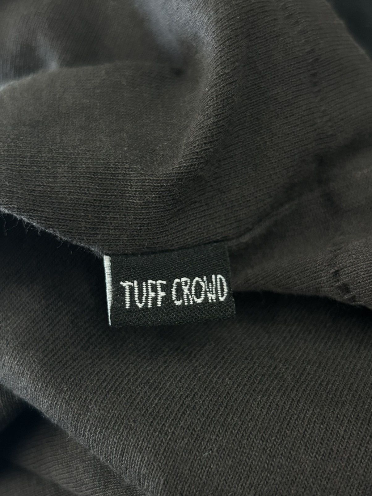 Tuff Crowd Tuff Crowd Hostile territory Size XL Size US XL / EU 56 / 4 - 5 Thumbnail