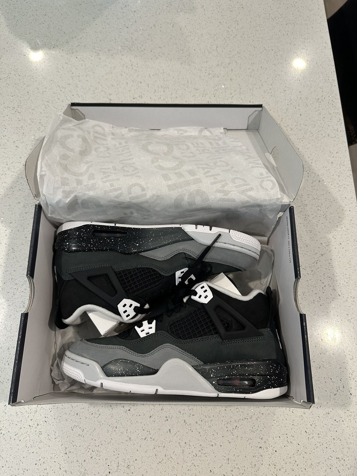 Jordan Retro 4 “Fear” DS 7y Gradeschool