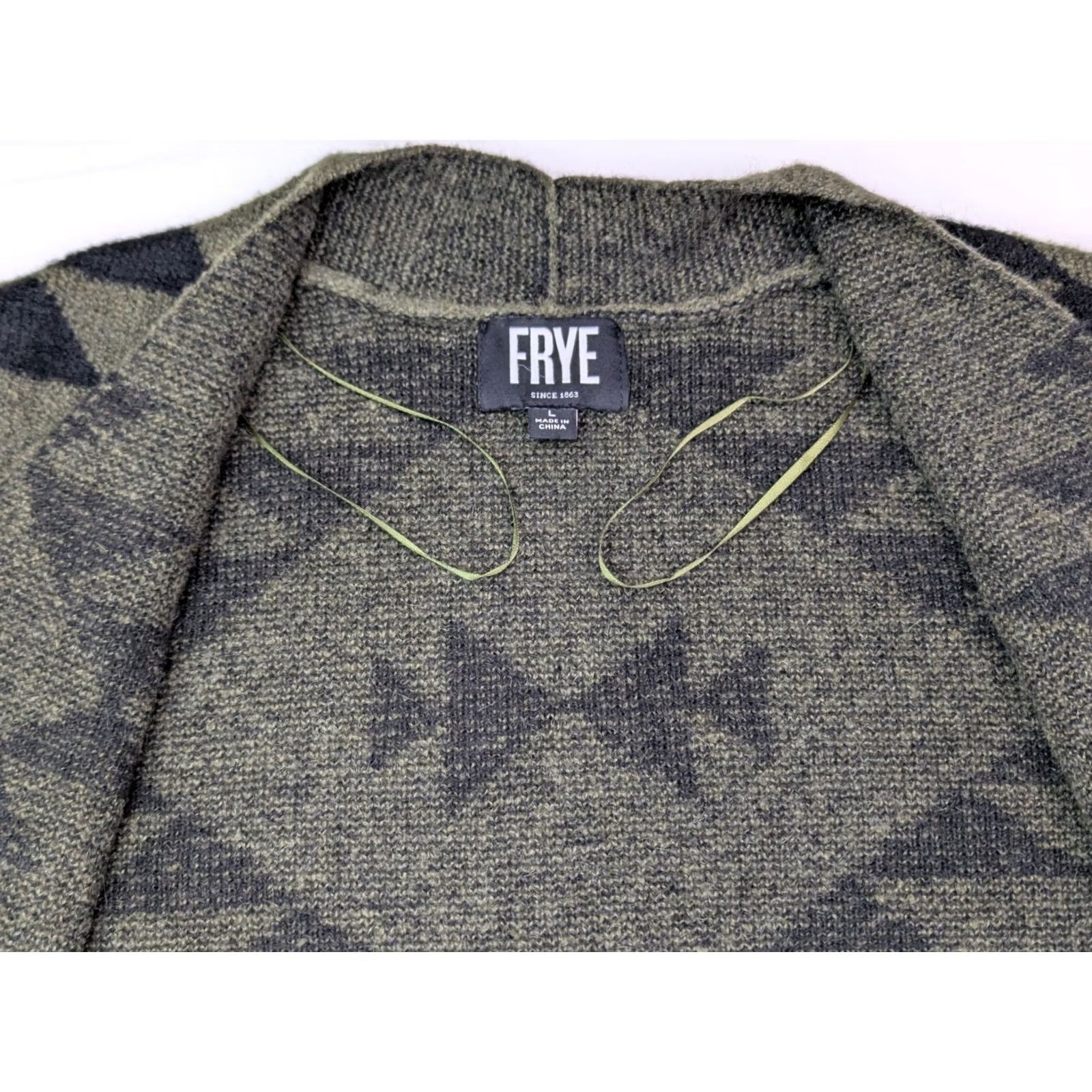 Frye Frye Cardigan Women L Aztec Open Front Green Jacquard Tribal Long Sleeve Polyester Blend Size L / US 10 / IT 46 - 5 Thumbnail