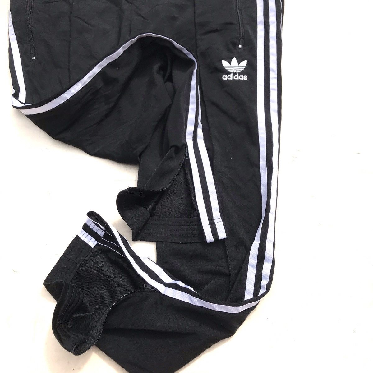 Adidas × Vintage Vintage Adidas Sst Superstar Trackpants Black Tracktop Pants Size US 34 / EU 50 - 10 Thumbnail