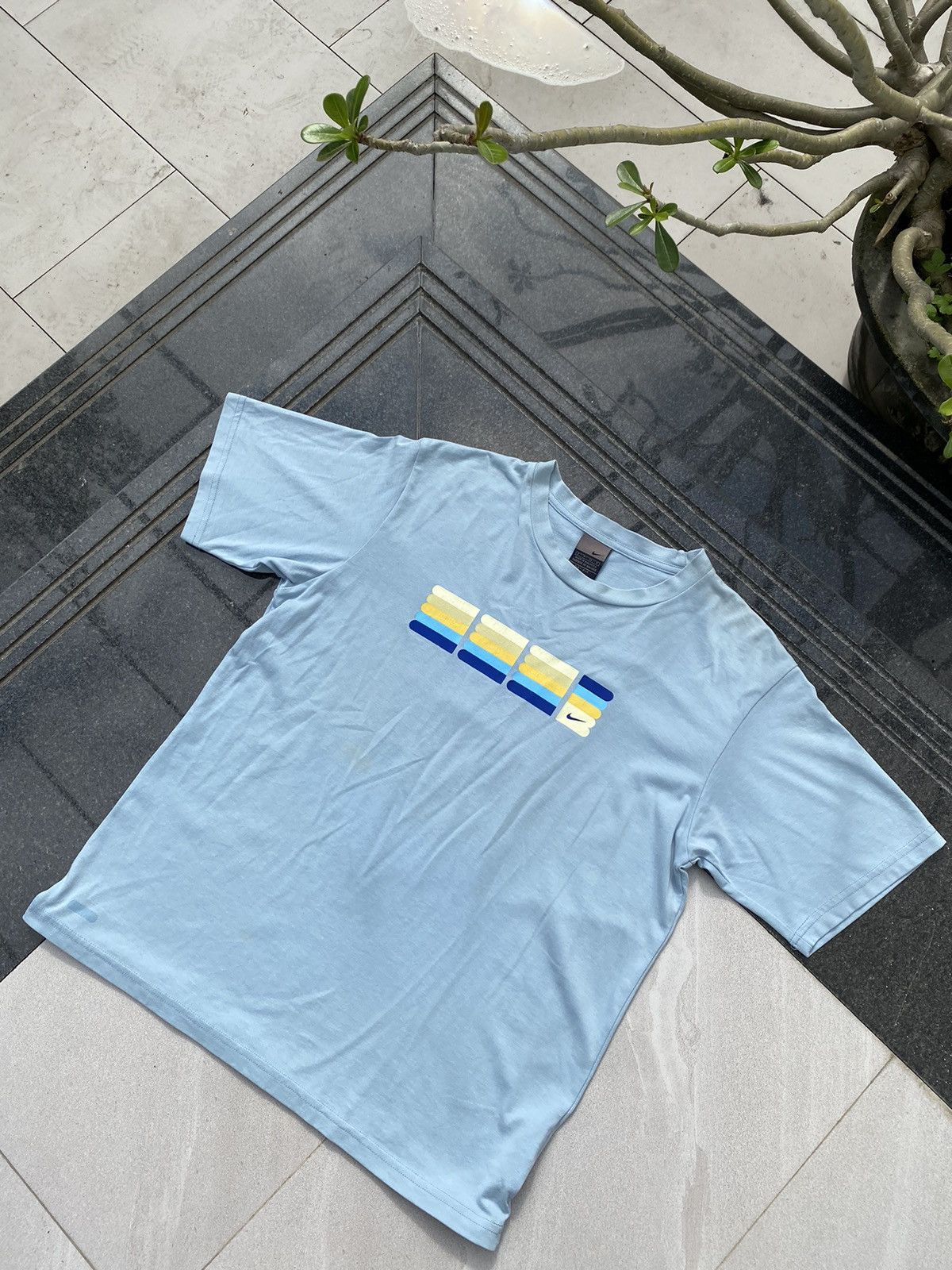 Nike × Vintage 90’s NIKE RARE BIG LOGO SWOOSH RETRO Y2K TEE TSHIRT Size US S / EU 44-46 / 1 - 2 Thumbnail