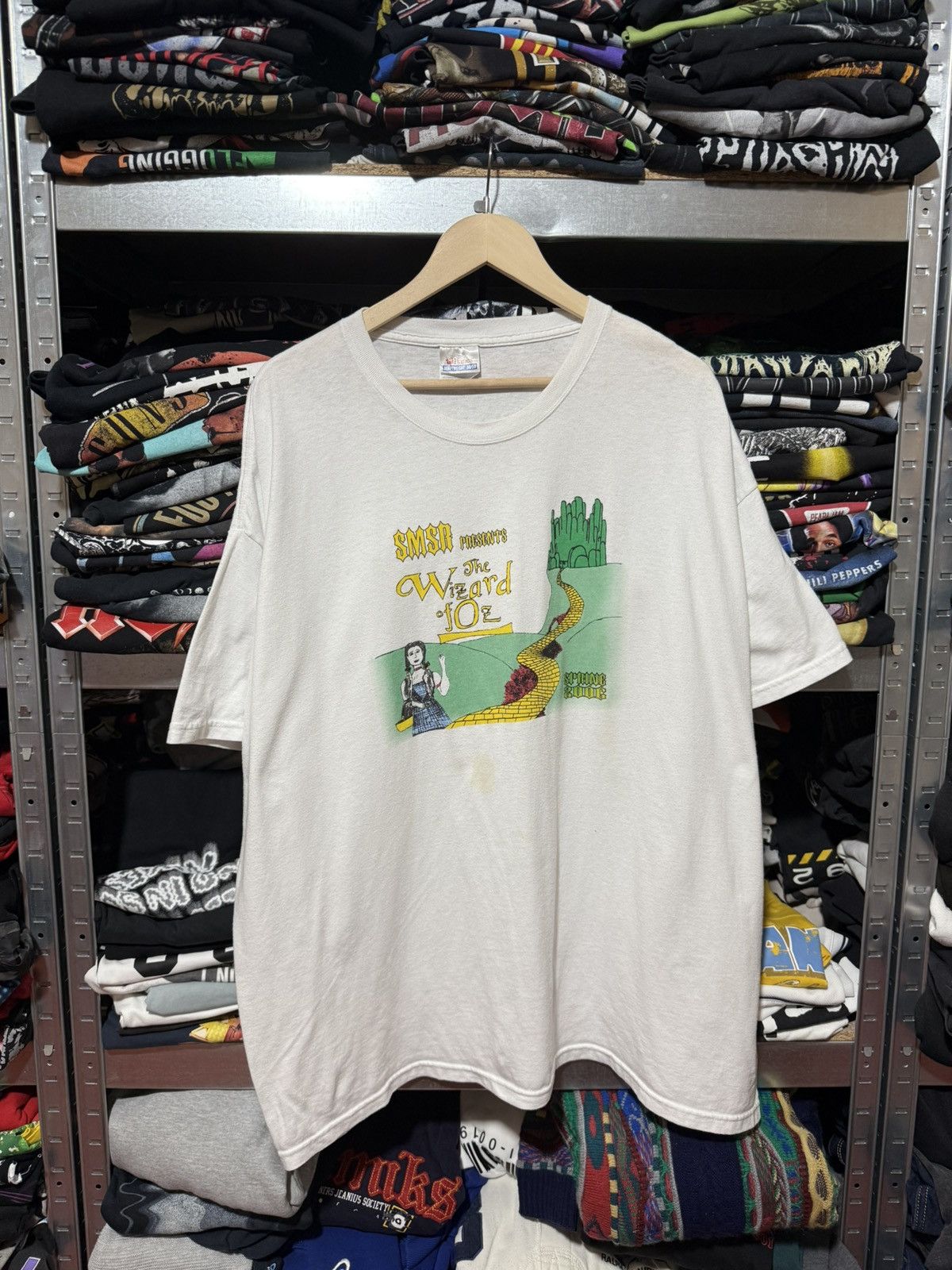 Vintage Vintage 90’s The Wizard Of Oz Retro T-Shirt Y2K Hype Size US XXL / EU 58 / 5 - 1 Thumbnail
