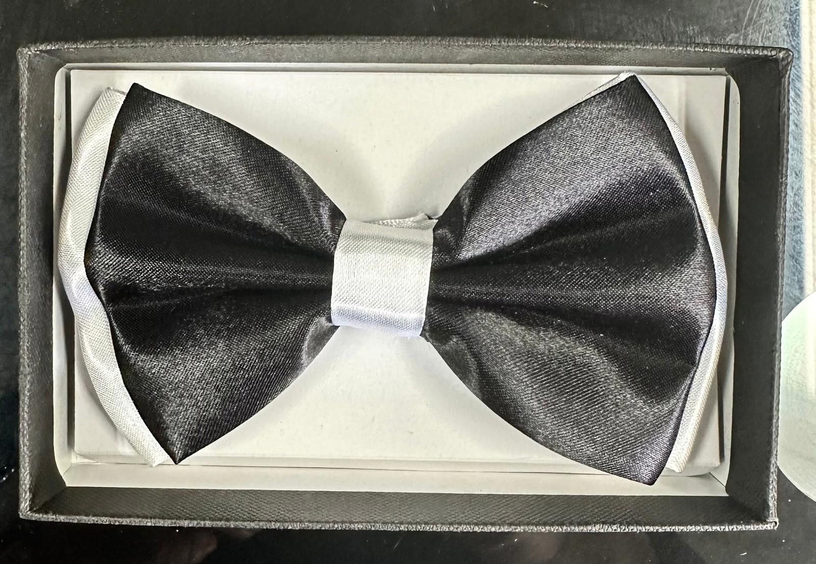 Off-White Bow Tie BLACK with WHITE TRIM Adult Unisex Size ONE SIZE - 1 Preview