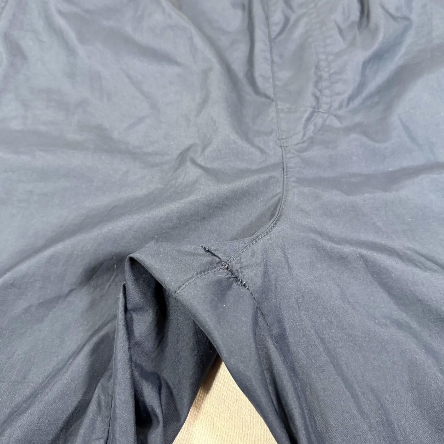 Nike VINTAGE Nike Pants Men Large Blue Track Windbreaker Baggy Loose Gym Work Out Y2K Size US 33 - 5 Thumbnail