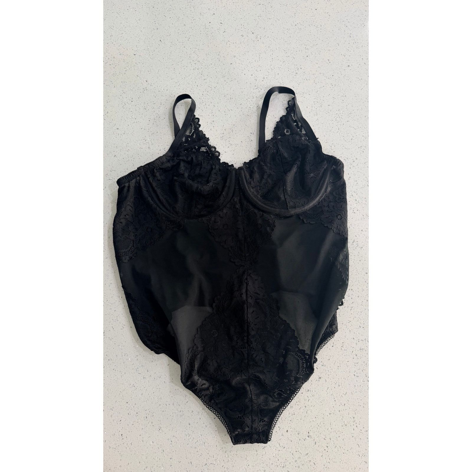 Torrid Torrid Lace Piece Bodysuit Size 2XL Size XXL / US 16-18 / IT 52-54 - 1 Thumbnail