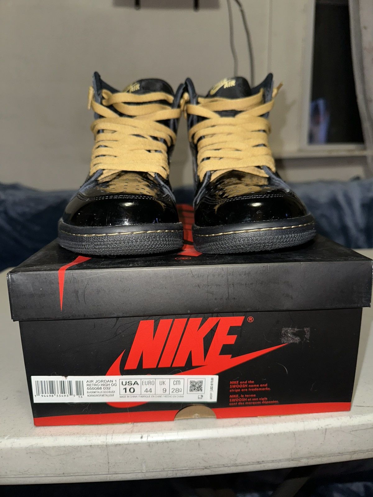 Jordan Brand Jordan 1 Retro High “black metallic gold” Size US 10 / EU 43 - 5 Thumbnail