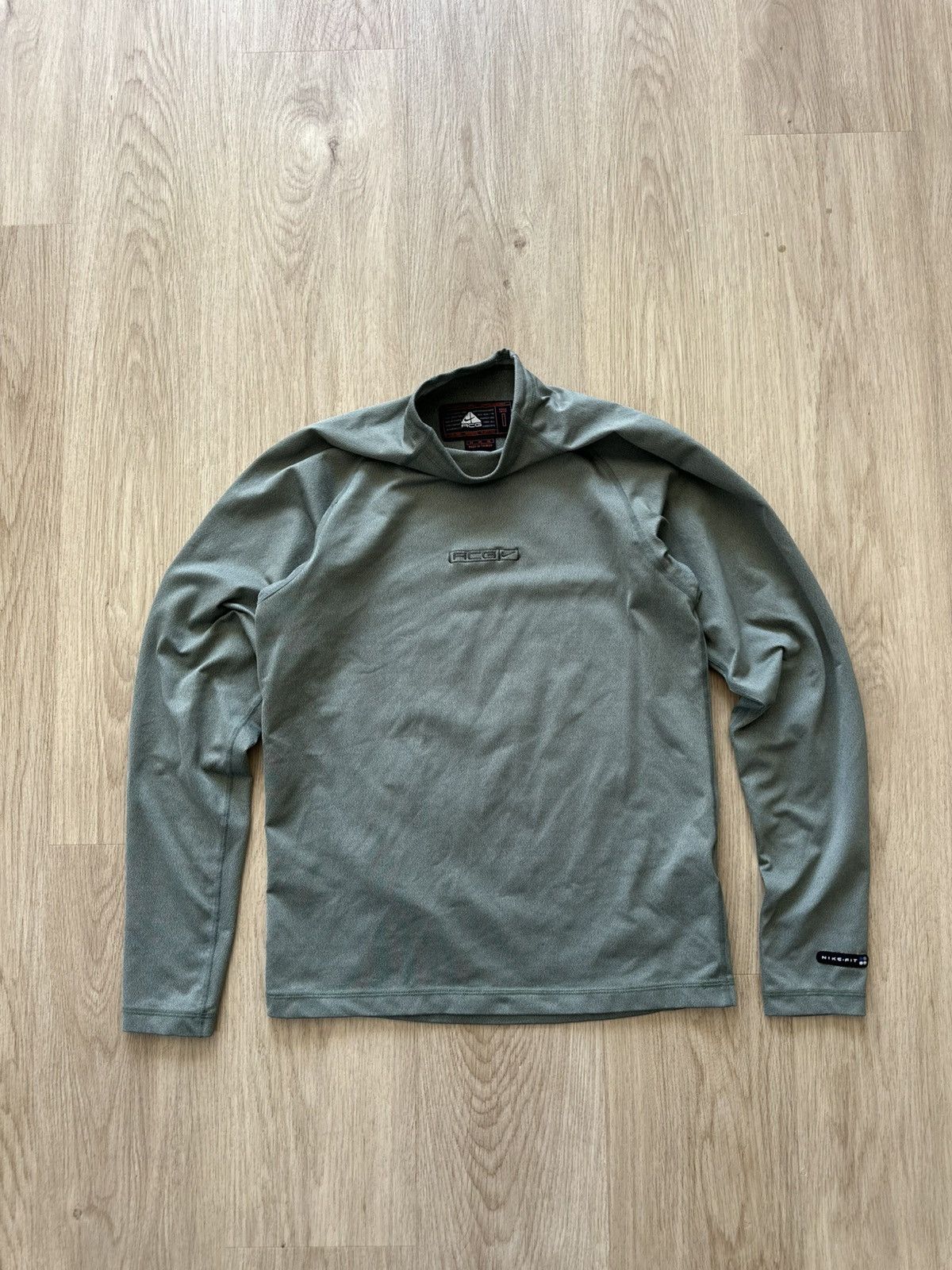 Nike acg vintage longsleeve therma shirt gorpcore y2k
