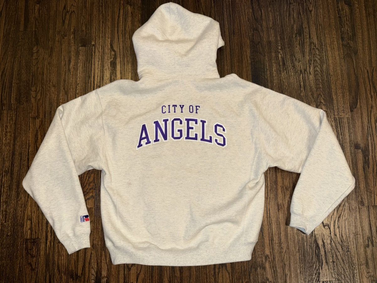 Kith × Vogue Kith X Russell Athletic X Vogue Los Angeles Gray Size M BOGO Size US M / EU 48-50 / 2 - 8 Thumbnail