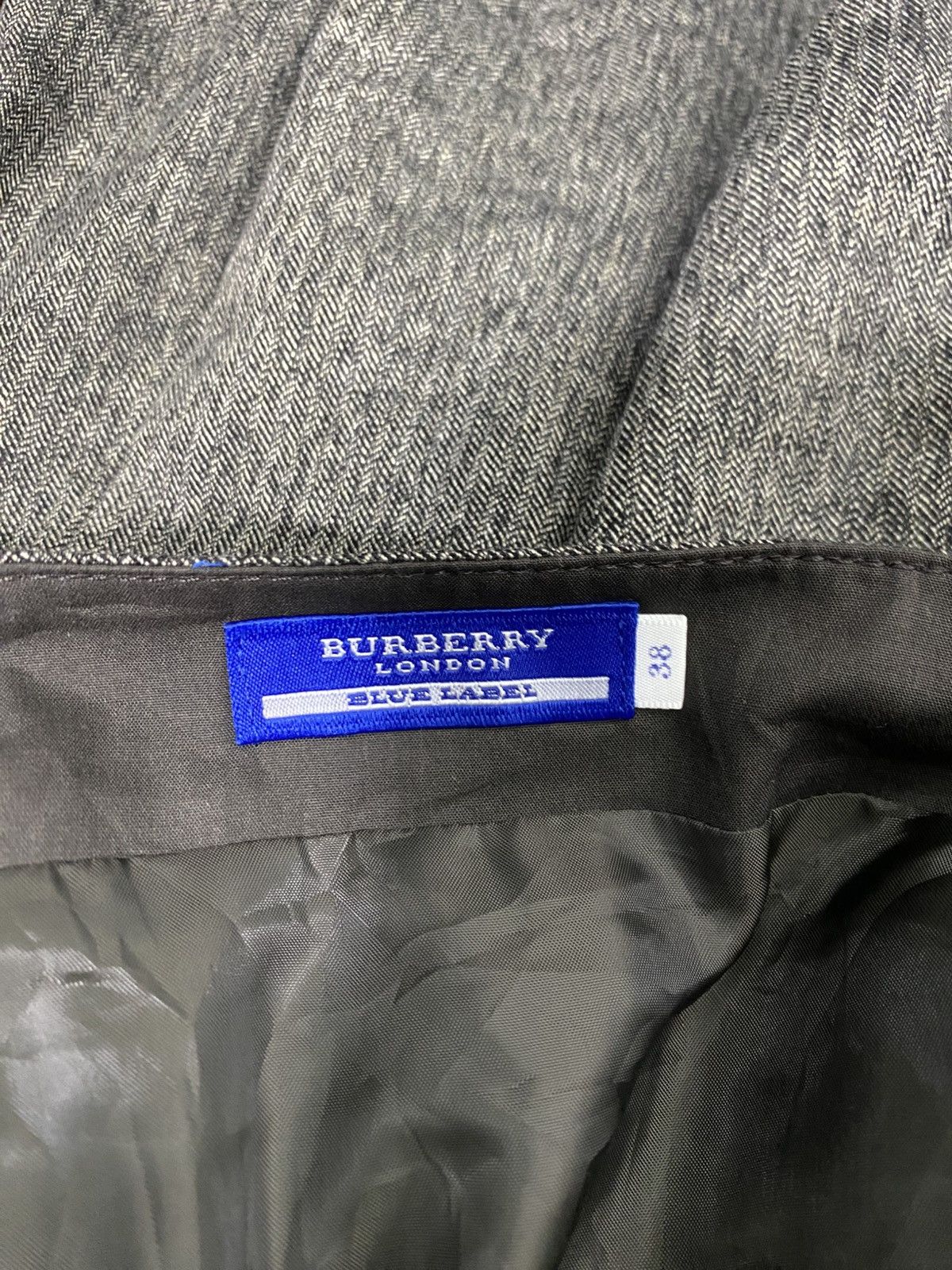 Burberry Vintage Burberry Blue Label Mini Skirt Size 30" / US 8 / IT 44 - 4 Thumbnail