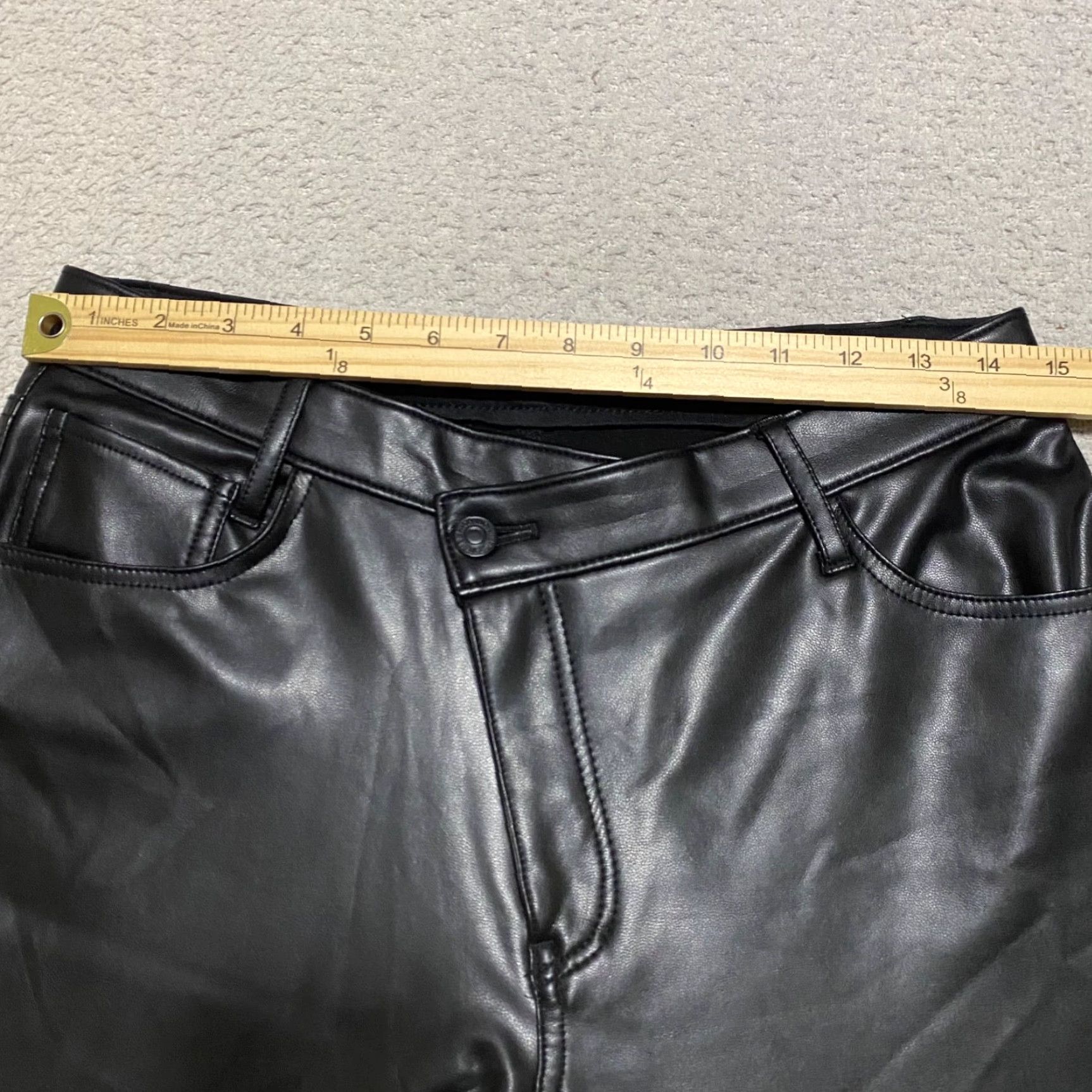 Abercrombie & Fitch Abercrombie & Fitch Womens Pants Black Faux Vegan Leather Straight High Rise 8 Size 30" / US 8 / IT 44 - 5 Thumbnail