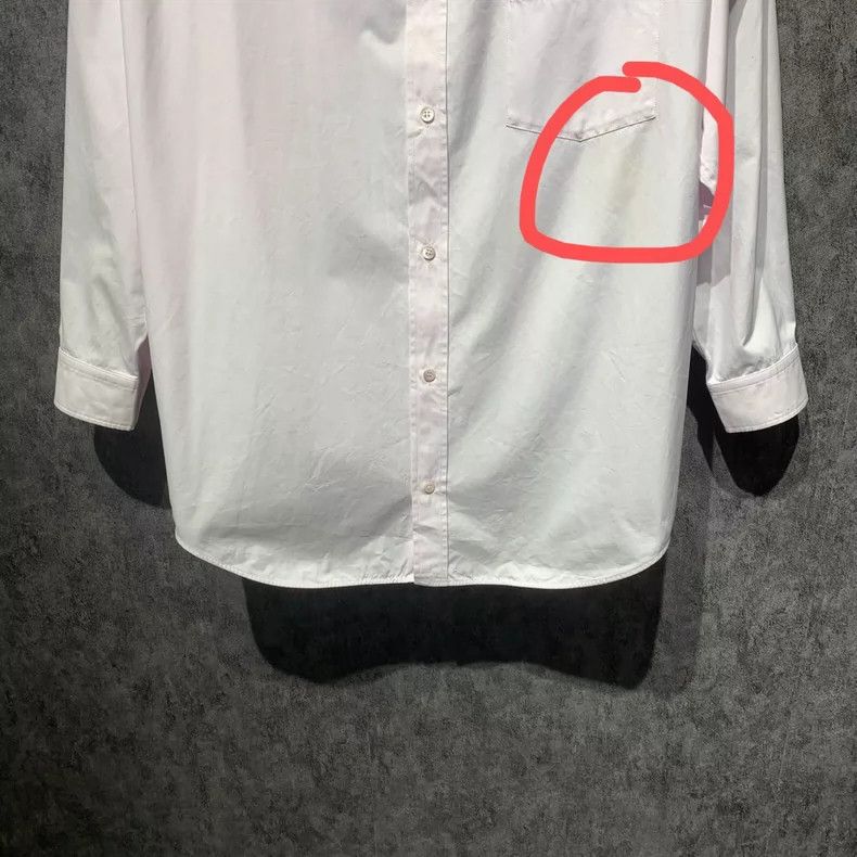Balenciaga Balenciaga size 34 White shirt with logo on back shirt 250 Size US M / EU 48-50 / 2 - 9 Thumbnail