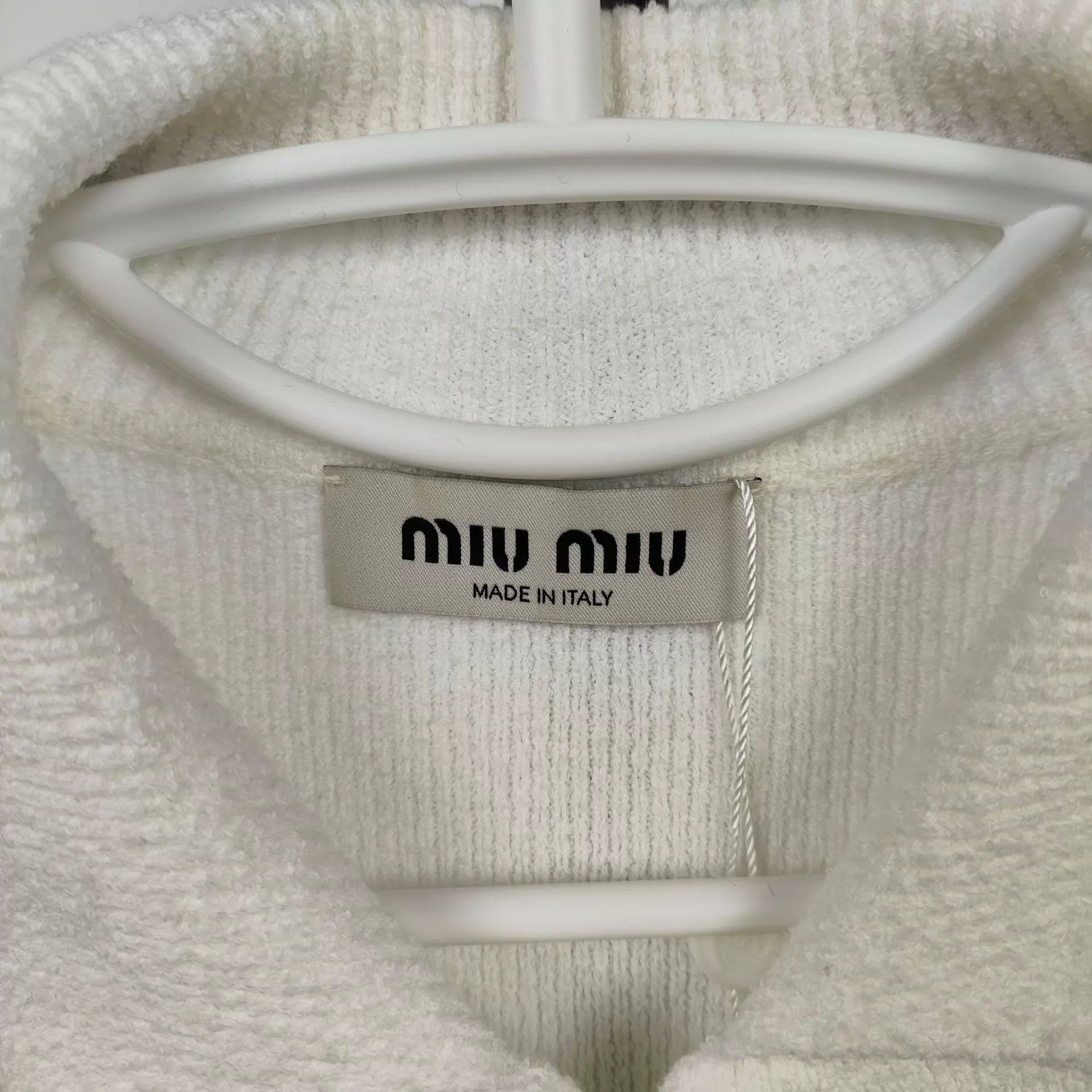 Miu Miu MIU MIU White Knit Cardigan Size XS / US 0-2 / IT 36-38 - 4 Thumbnail