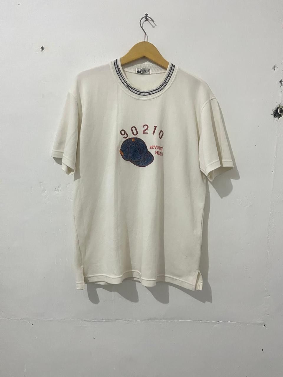 Japanese Brand Beverly Hills 90210 White T-Shirt Size US L / EU 52-54 / 3 - 1 Thumbnail