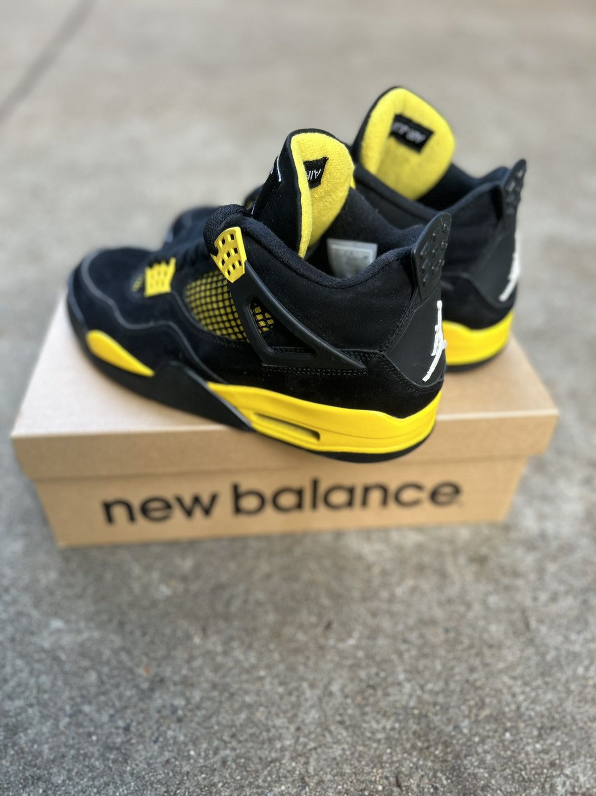 Jordan Brand × Nike Jordan 4 Yellow Thunder size 9.5 Size US 9.5 / EU 42-43 - 3 Thumbnail