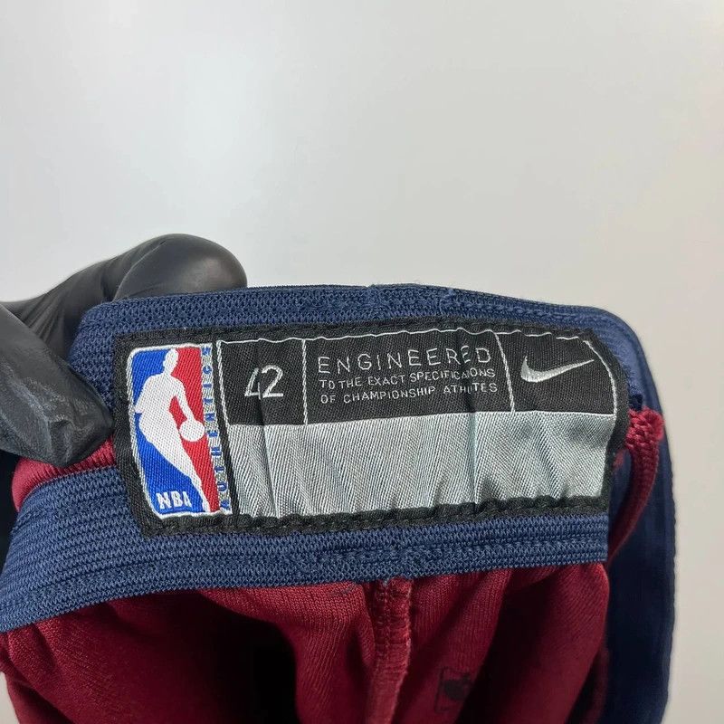 Nike Nike NBA Cleveland Cavaliers Swingman Shorts Mens Sz XL Size US 42 / EU 58 - 3 Thumbnail