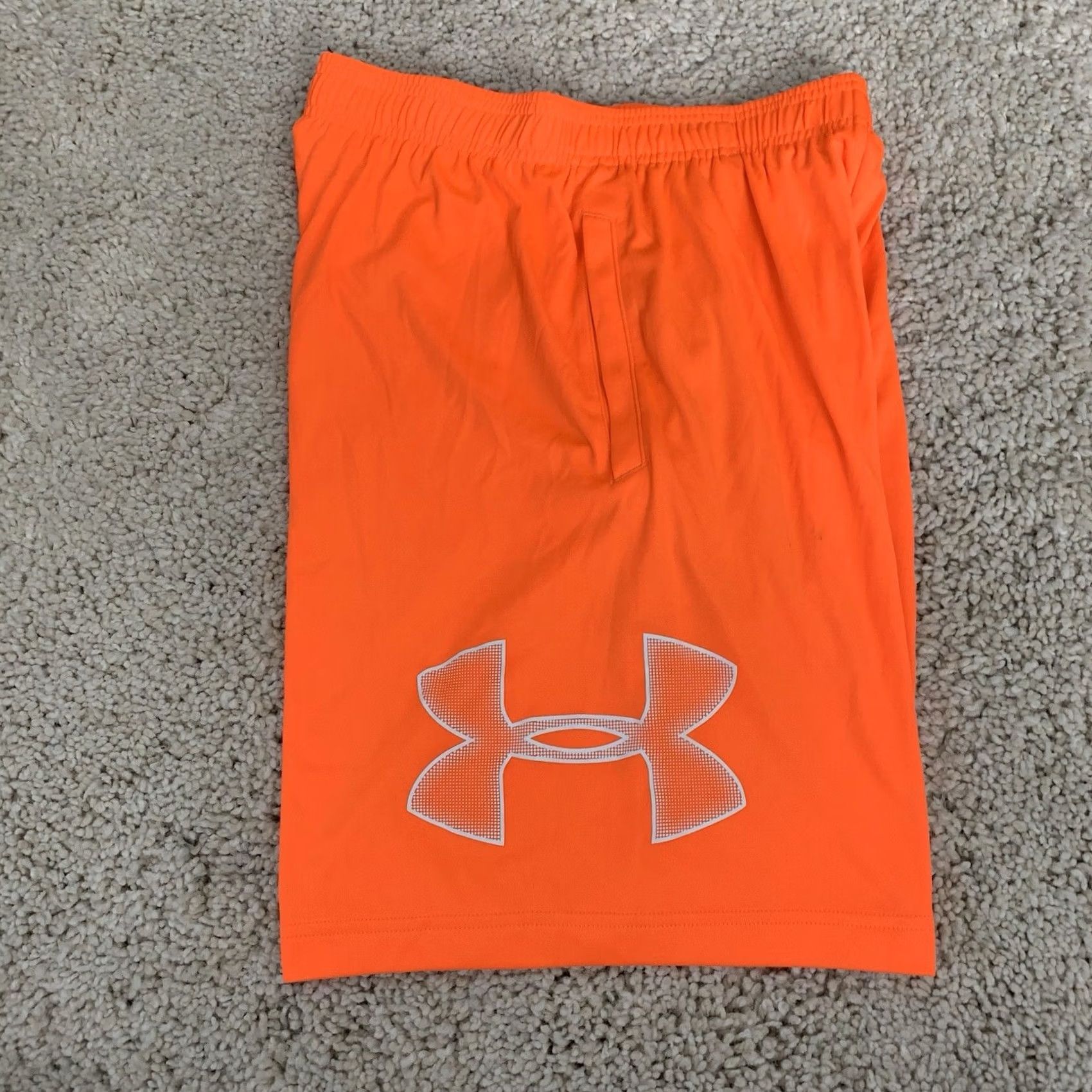 Under Armour Under Armour Mens Small Loose Fit Tech Logo Neon Orange Pockets Shorts 1306443 Size US 29 - 6 Thumbnail