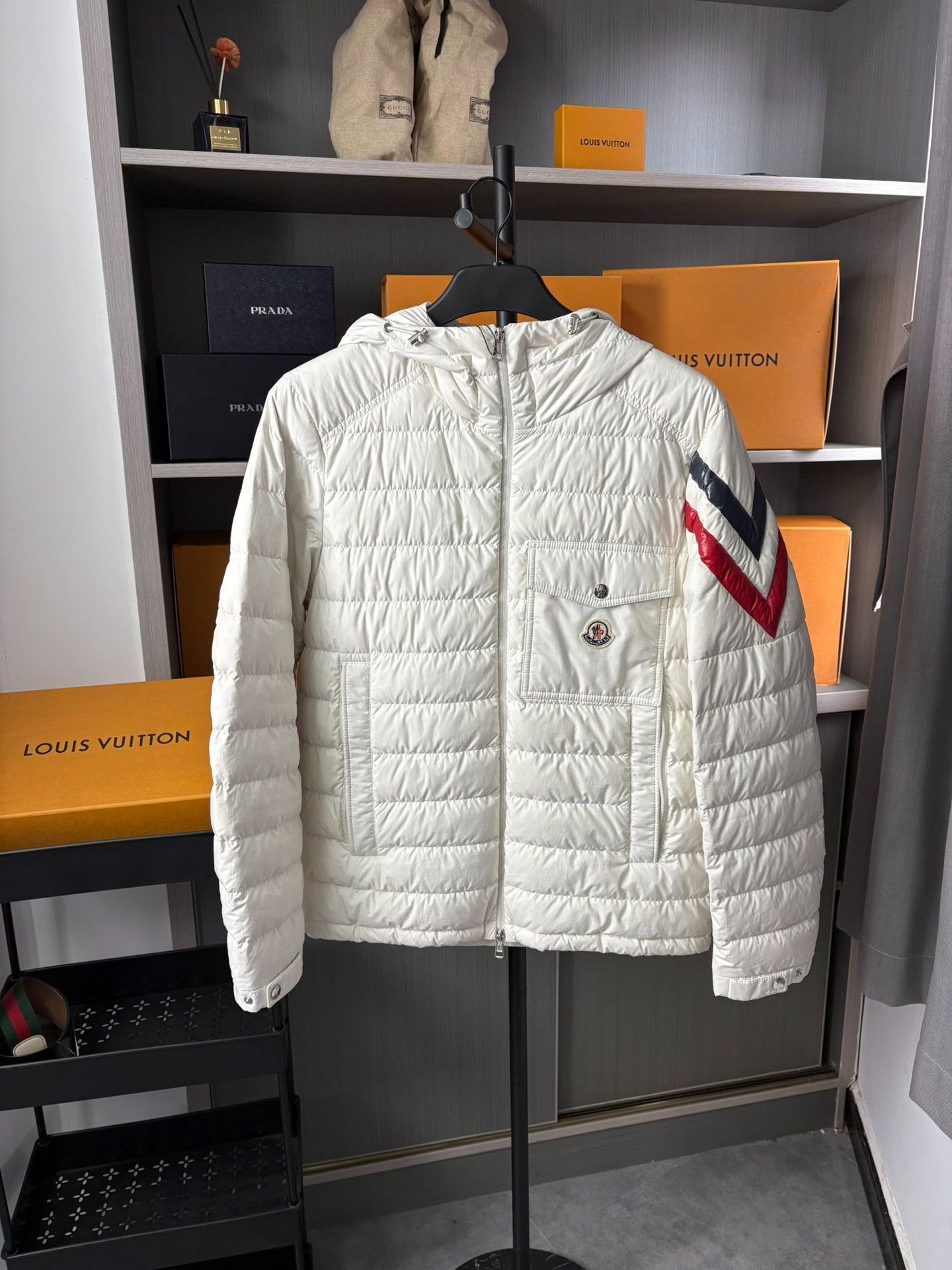 Moncler Moncler Down White Heavy Coat L Men Size US L / EU 52-54 / 3 - 1 Thumbnail