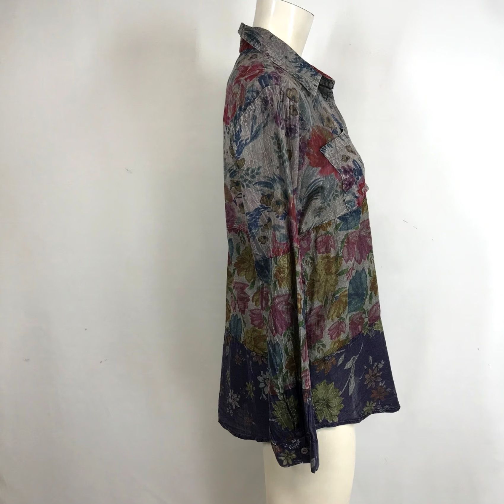 Vintage VINTAGE Goa Patchwork Floral Button Down Shirt Women's S Long Sleeve Size S / US 4 / IT 40 - 3 Thumbnail