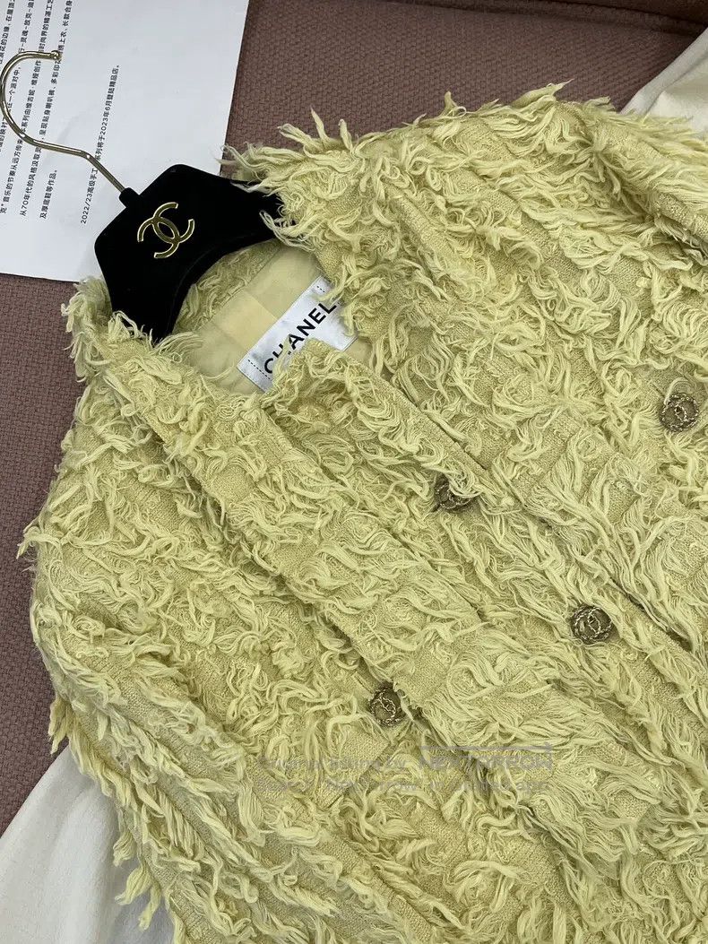 Chanel Chanel Chick yellow tassel tie jacket Size XS / US 0-2 / IT 36-38 - 2 Thumbnail