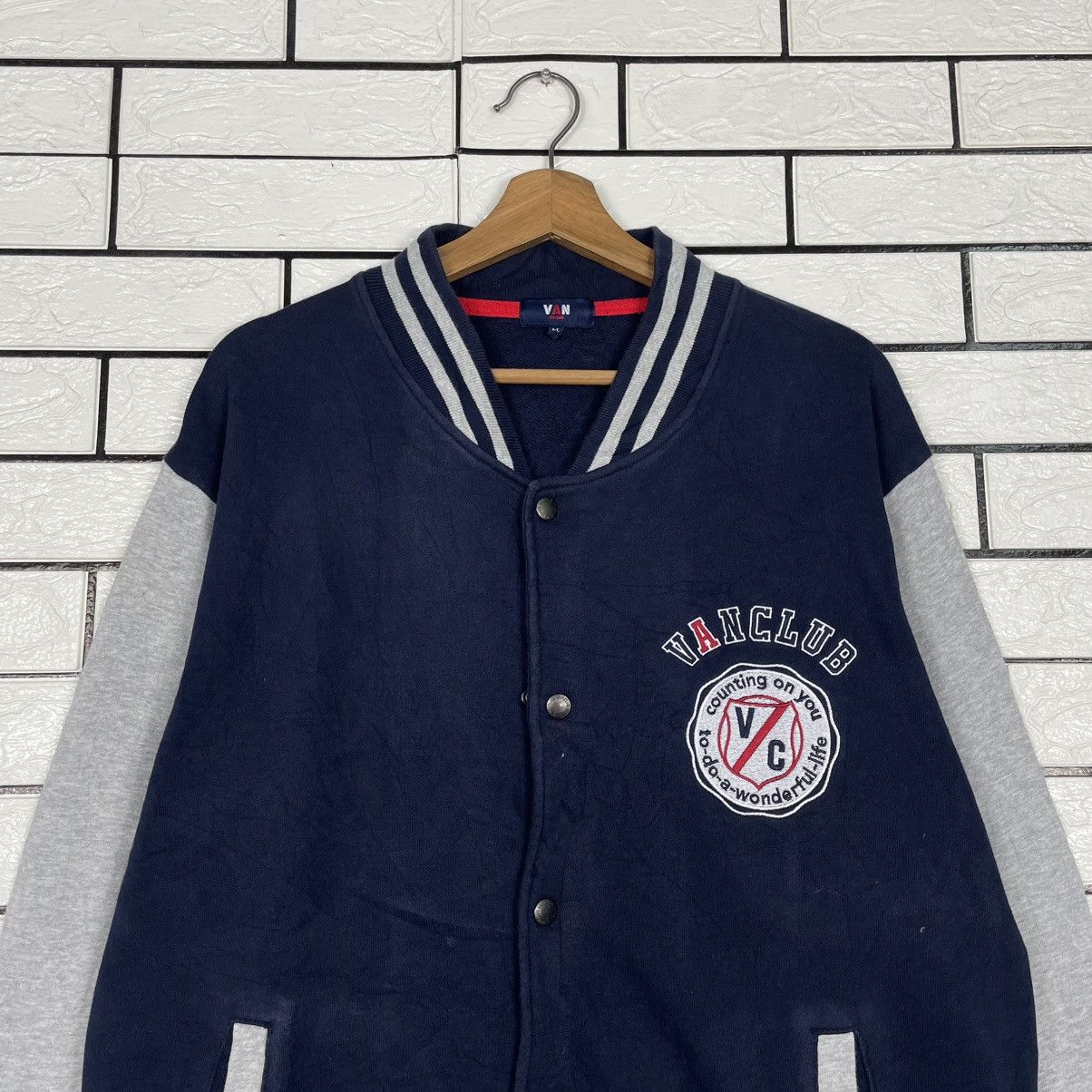 Japanese Brand Van Club Big Logo Varsity Sweater Jacket Size US L / EU 52-54 / 3 - 2 Thumbnail