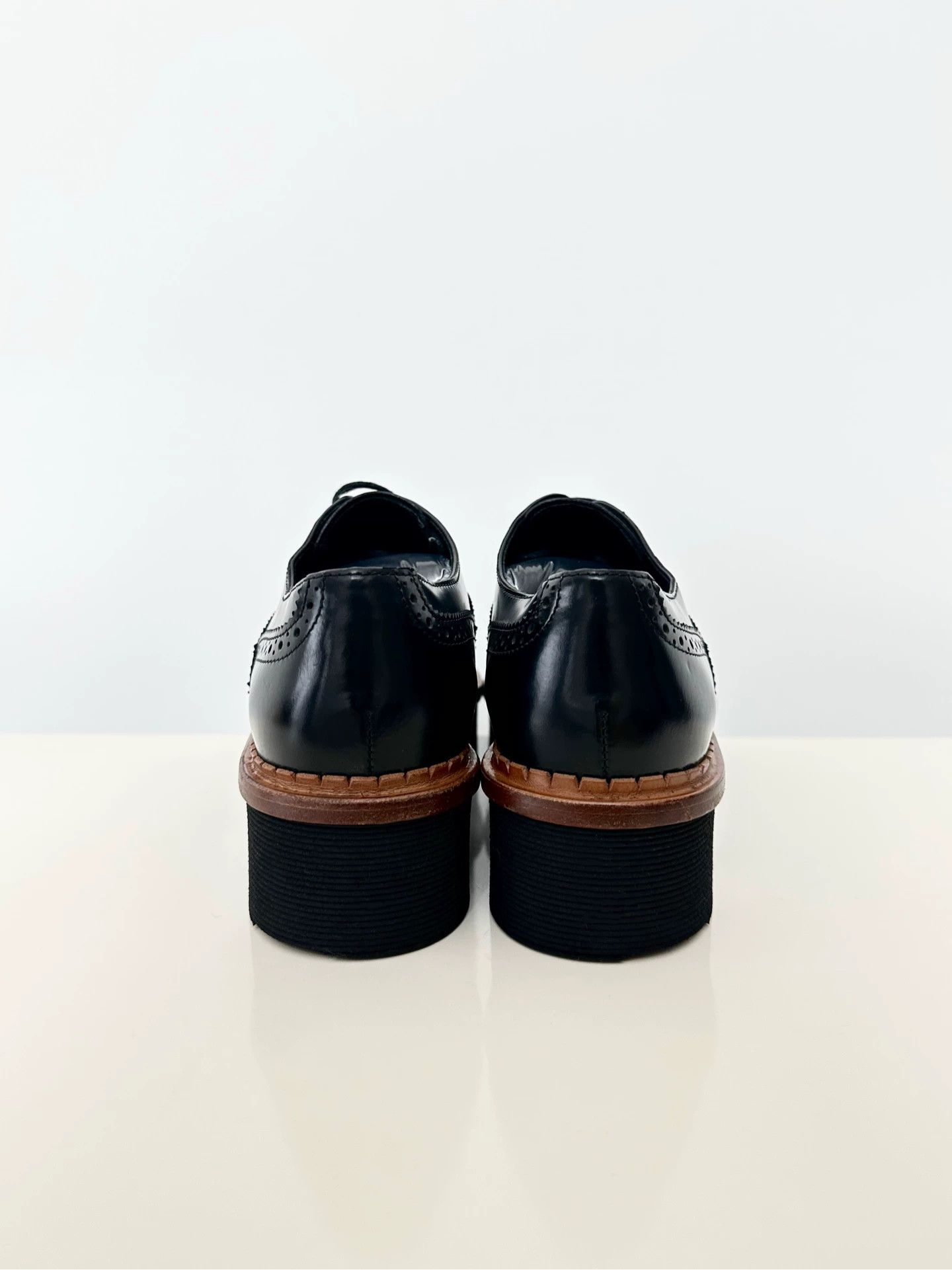 Tod's Tod's Women's Leather Brogue Loafer Black Size US 6 / IT 36 - 6 Thumbnail
