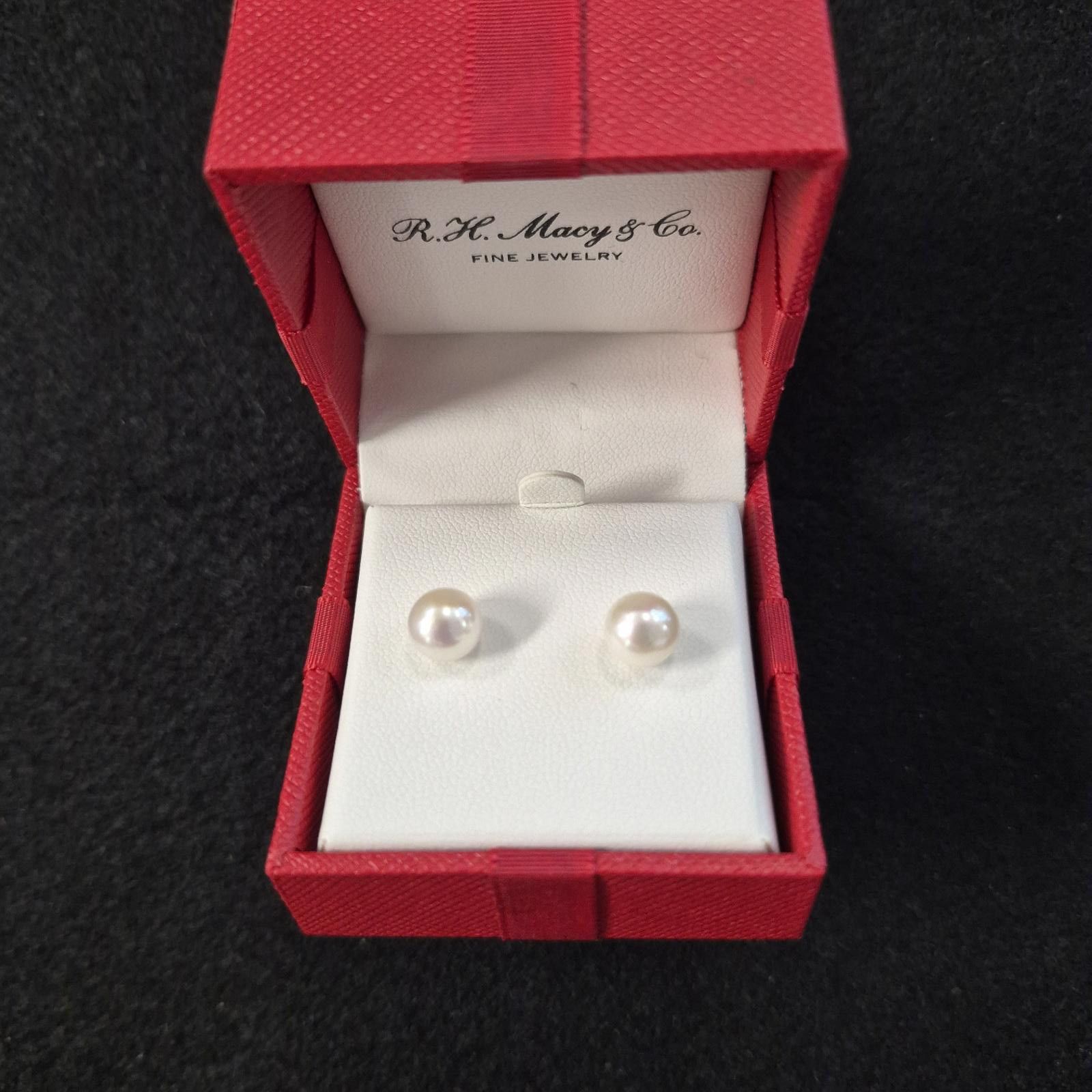 Other Belle de Mer Freshwater Pearl Stud Earrings in 14k Gold 7mm Size ONE SIZE - 6 Thumbnail