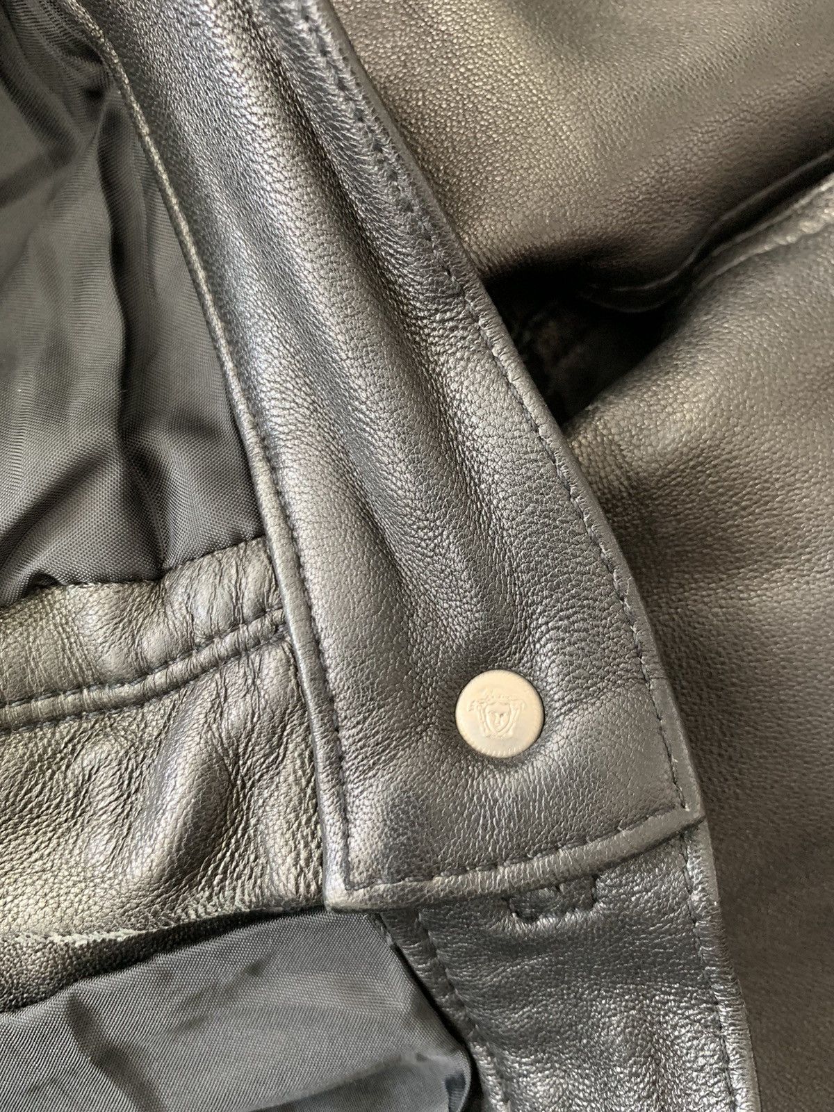 Versace Vintage Versace Leather Pants Y2K streetwear Size 27" / US 4 / IT 40 - 6 Thumbnail