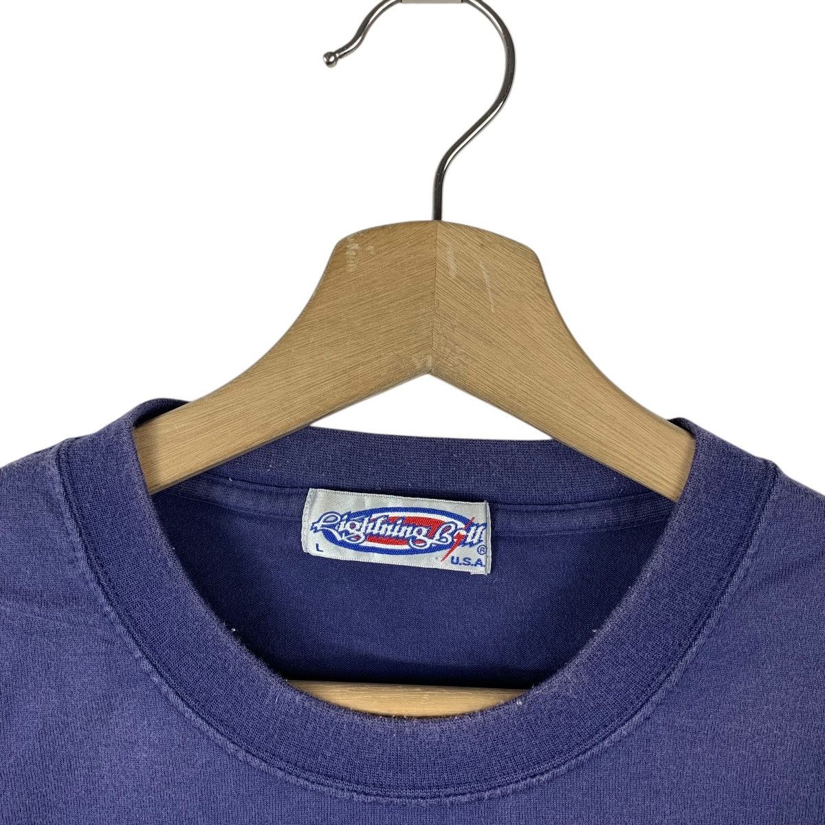 Vintage Vintage 90s LIGHTNING BOLT big spellout back hit Surfing tee Size US M / EU 48-50 / 2 - 5 Thumbnail