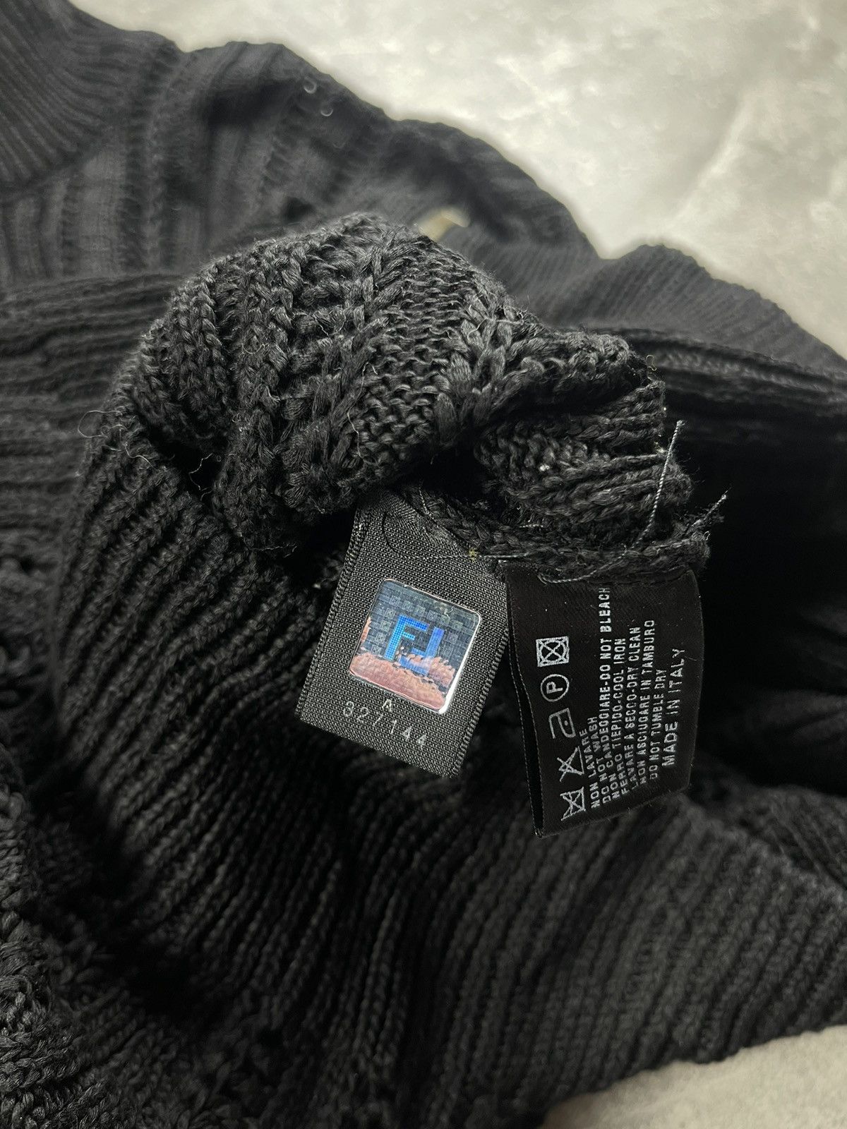 Fendi Fendi Vintage Luxury Ribbed Knit Cotton Zip Cardigan Black Size US M / EU 48-50 / 2 - 14 Thumbnail