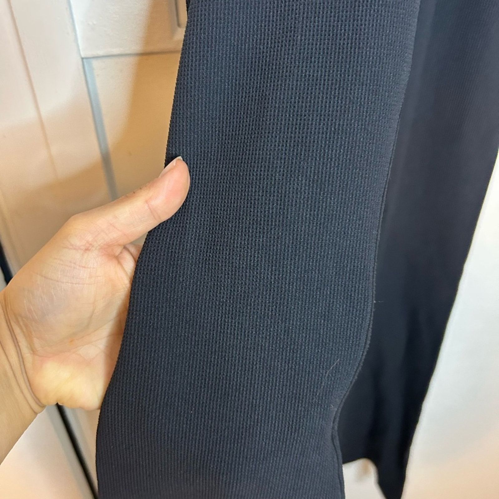 American Eagle Outfitters Aerie Real Me Black Waffle Knit High Rise Flare Leggings Size 26" / US 2 / IT 38 - 4 Thumbnail