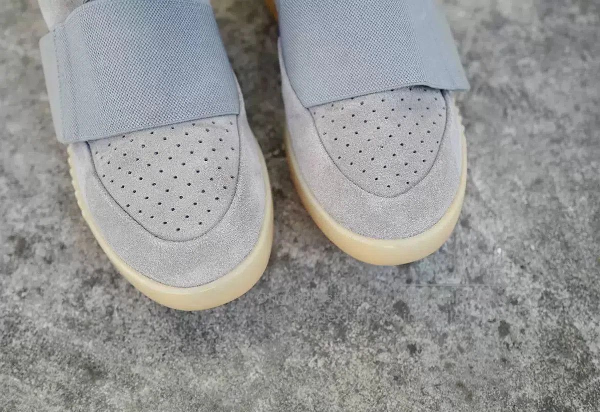 Yeezy yeezy 750 boost high. Size US 11 / EU 44 - 4 Thumbnail