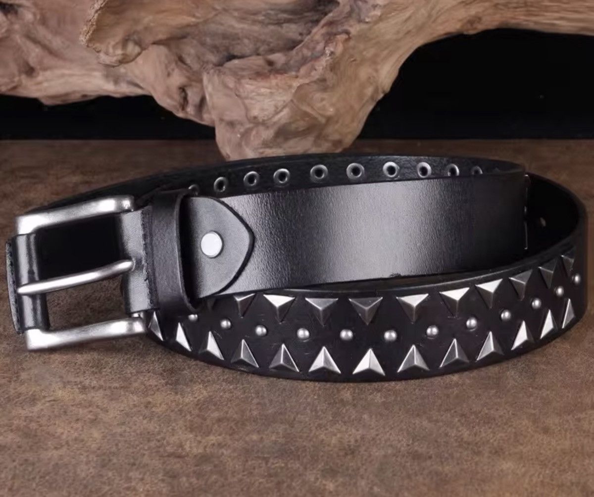 Japanese Brand 100 cm Studded Heavy Metal Style Belt Genuine Leather Size ONE SIZE - 4 Thumbnail