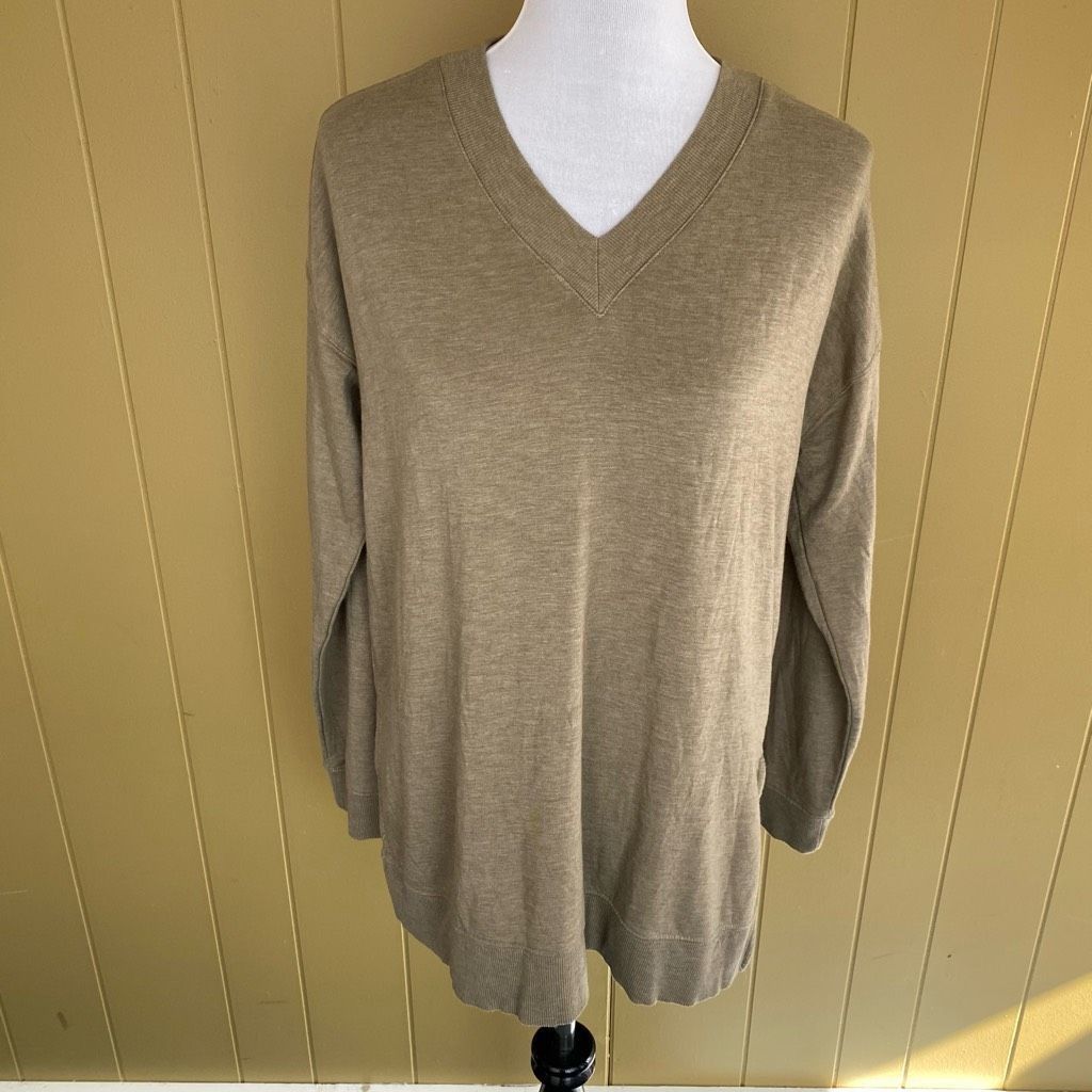 Other Thread & Supply women S b-cut Longsleeve loose fit sweatshir Size S / US 4 / IT 40 - 1 Thumbnail