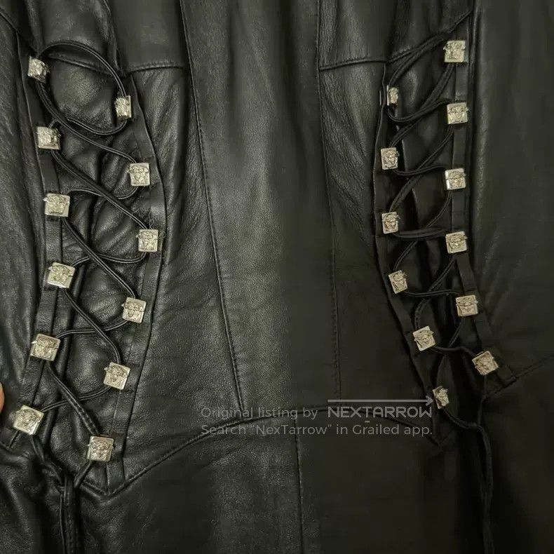 Versace Versace Leather skirt Size XS / US 0-2 / IT 36-38 - 2 Thumbnail
