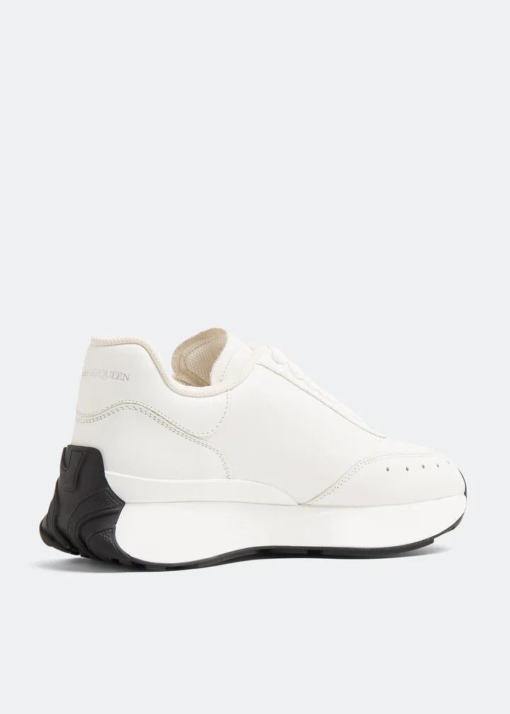 Alexander McQueen o1w1db10925 Sprint Runner in White/Black Size US 6 / IT 36 - 2 Thumbnail