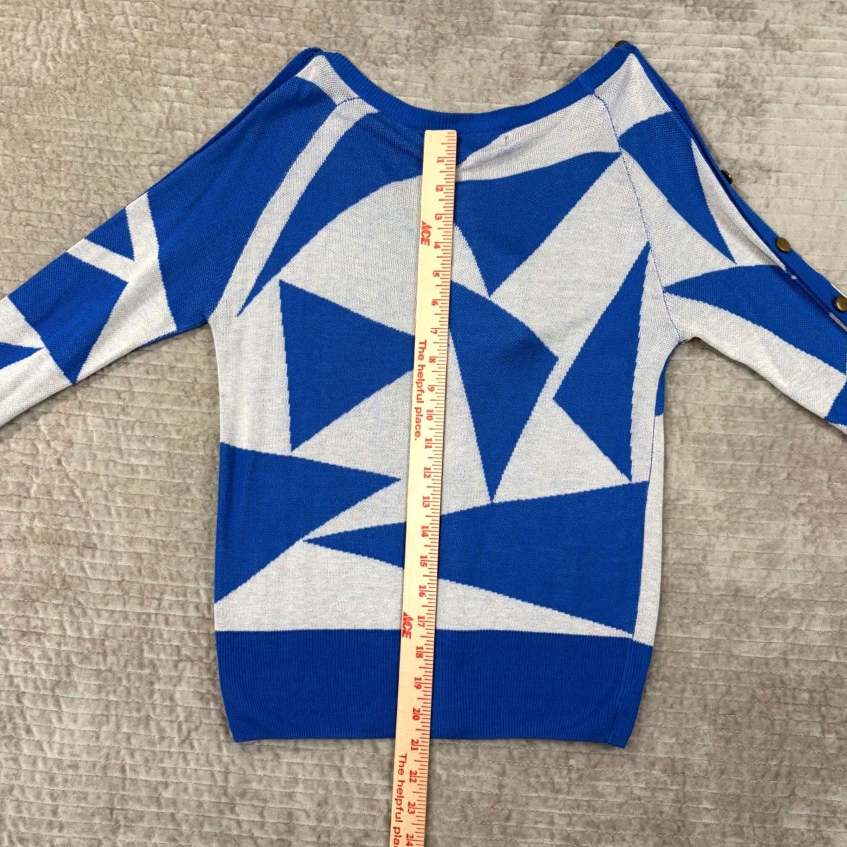 Vintage Numph Anna Blue White Geometric Button Cold Shoulder Cardigan Sweater M NS? Size M / US 6-8 / IT 42-44 - 6 Thumbnail