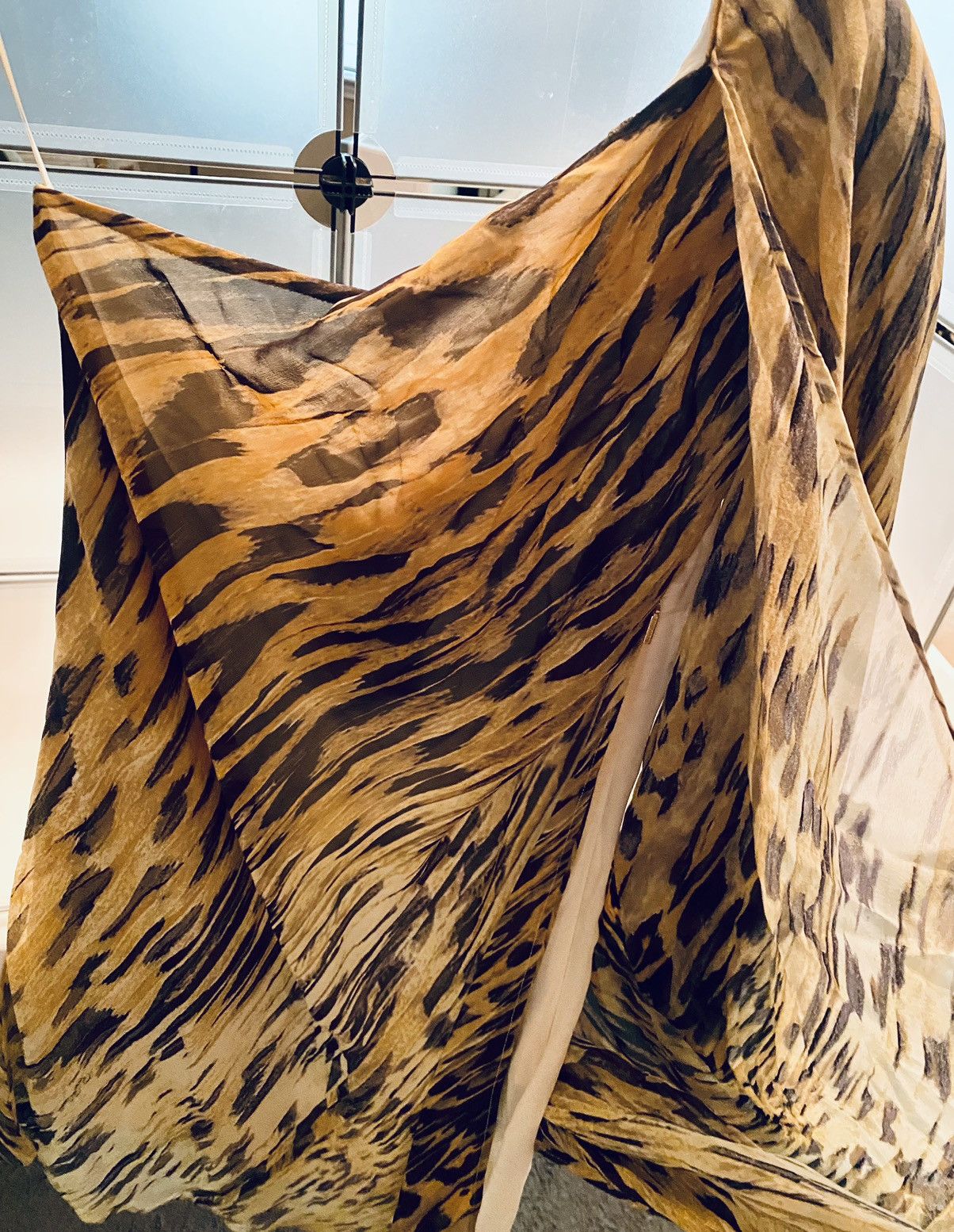 Roberto Cavalli Roberto Cavalli 🇮🇹 Foxy Lady Asymétrique Vert Léopard NWT Size XS / US 0-2 / IT 36-38 - 8 Thumbnail
