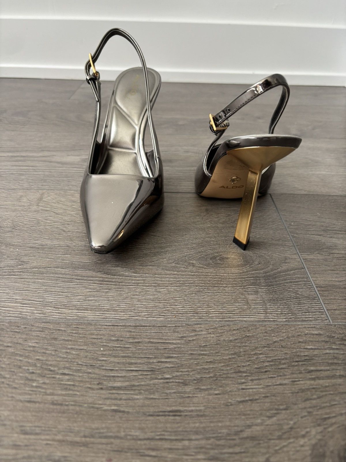 Aldo ALDO Chrome Slingback Heels Size US 8.5 / IT 38.5 - 2 Thumbnail