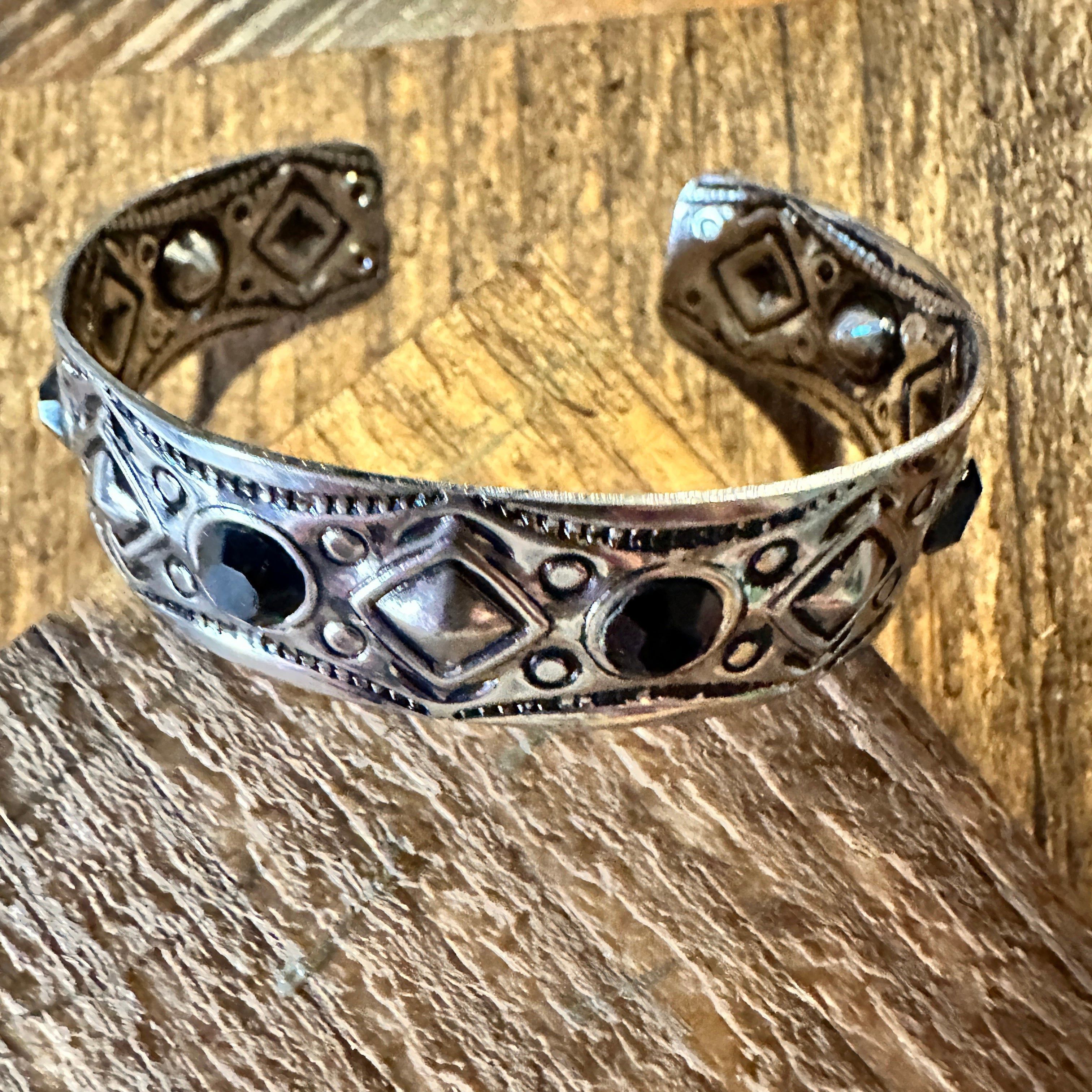 Other Boho Vintage Southwestern Navajo Open Cuff Bracelet, Black O Size ONE SIZE - 9 Thumbnail