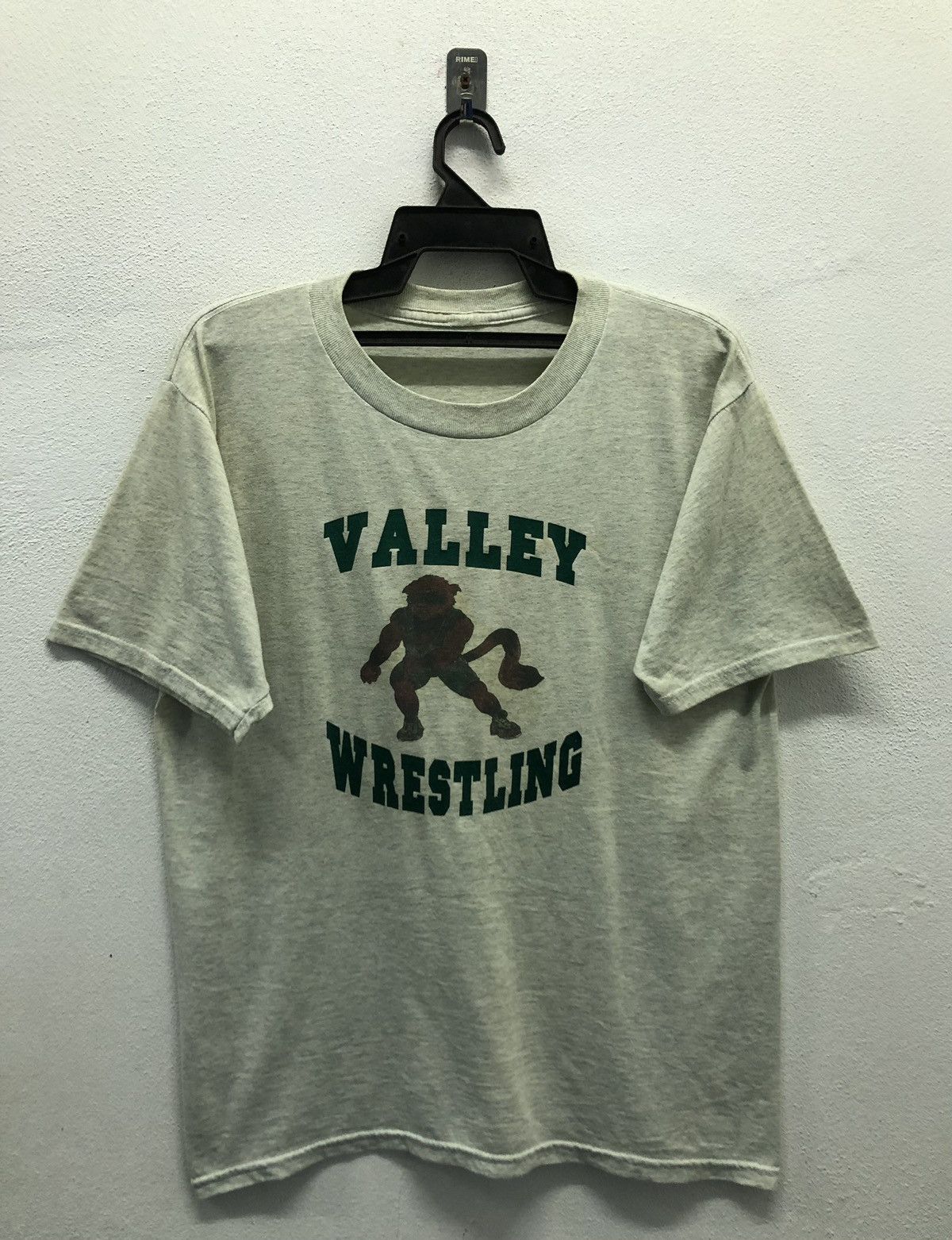 Vintage Vintage Valley Wrestling Imua T-Shirt Size US M / EU 48-50 / 2 - 1 Thumbnail
