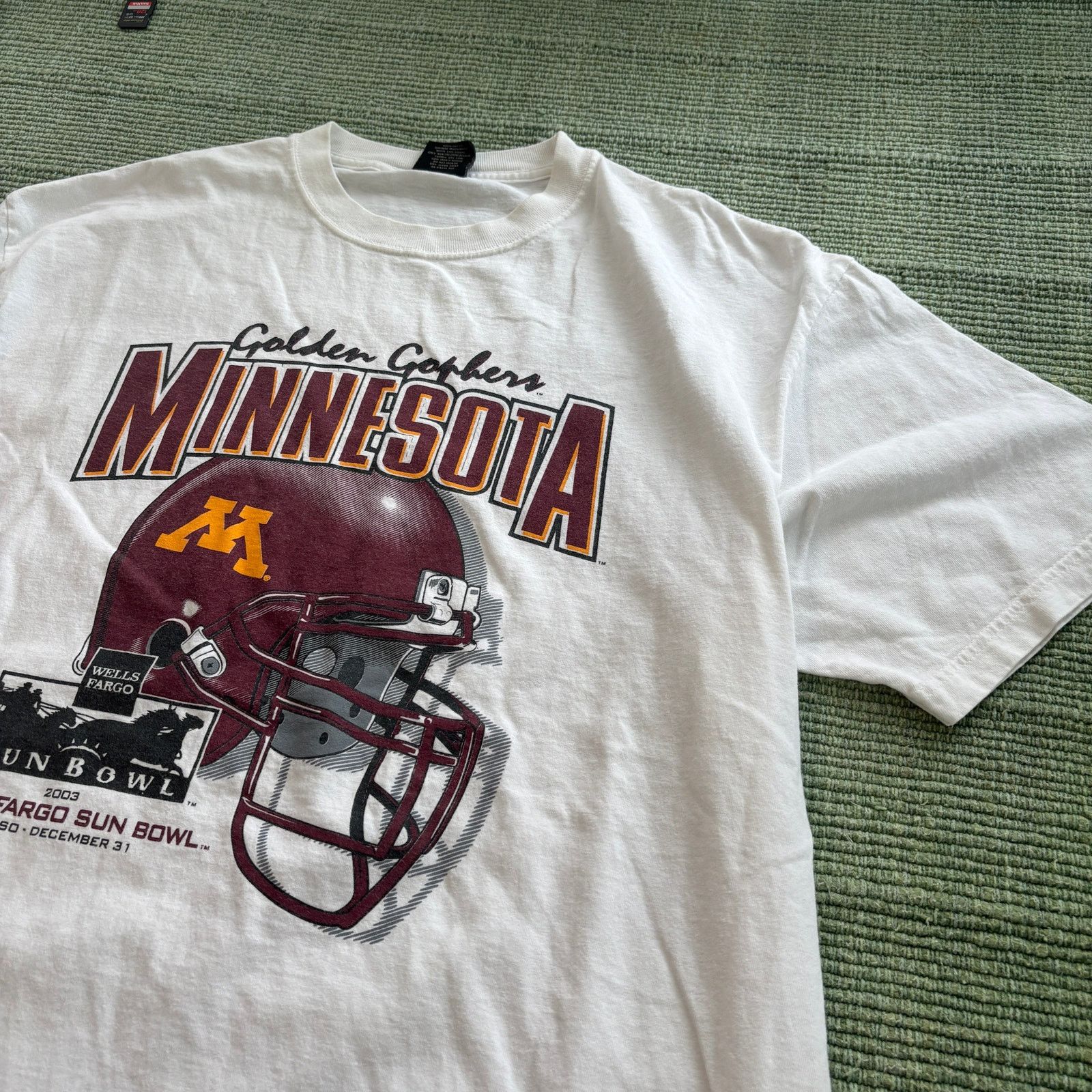 Gear for Sports Vintage 90s/Y2K Minnesota Gophers UMN Football Tee Sz XL Size US XL / EU 56 / 4 - 6 Thumbnail