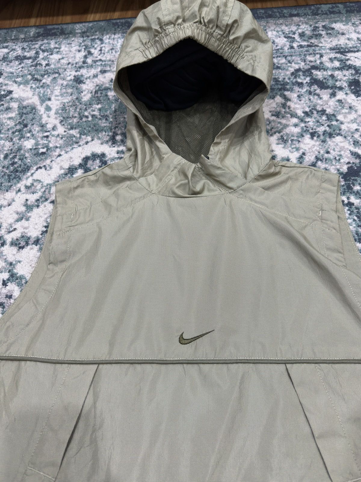 Nike Vintage Nike Swoosh Centre Sleeveless Gorpcore Jacket Size US S / EU 44-46 / 1 - 4 Thumbnail