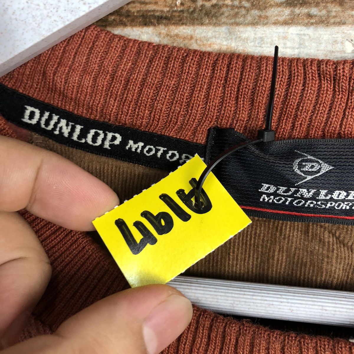 Dunlop × Vintage Dunlop vintage Orange Sweatshirt #A1917 Size US M / EU 48-50 / 2 - 11 Thumbnail