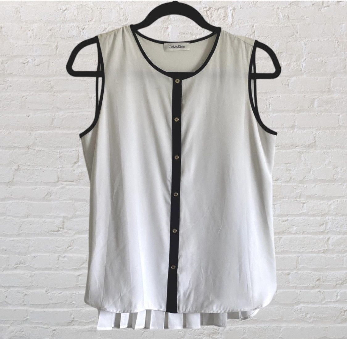 Calvin Klein CALVIN KLEIN SLEEVELESS PLEATED BUTTON UP BLOUSE TOP SZ L Size L / US 10 / IT 46 - 1 Thumbnail