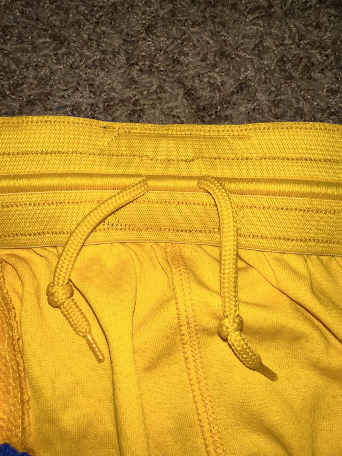 Nike Nike Men's Golden State Warriors Gold Hardwood Classics Swingman Shorts Sample Size US 34 / EU 50 - 9 Thumbnail